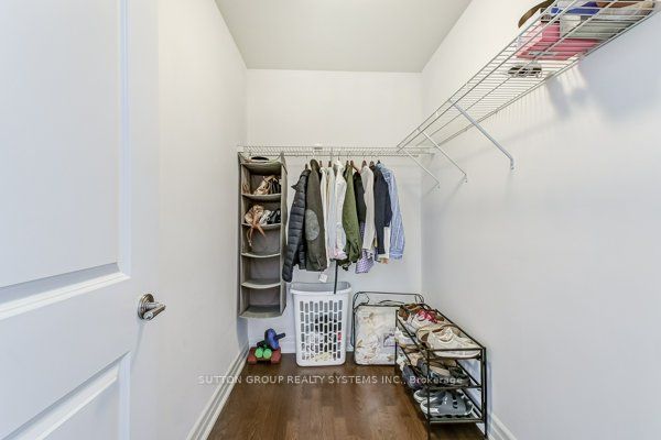 15 Rean Drive #408