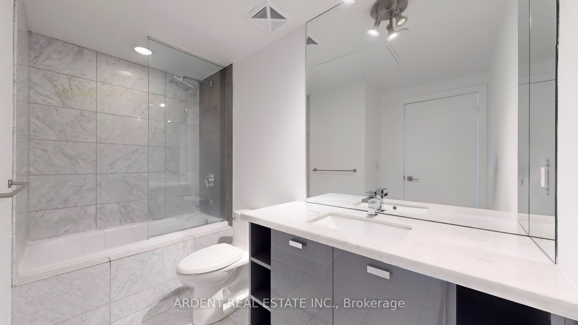 32 Davenport Road, #1107