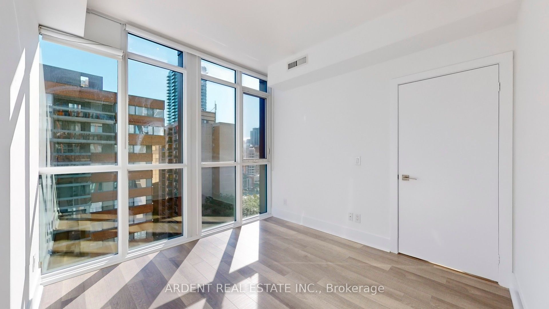 32 Davenport Road, #1107