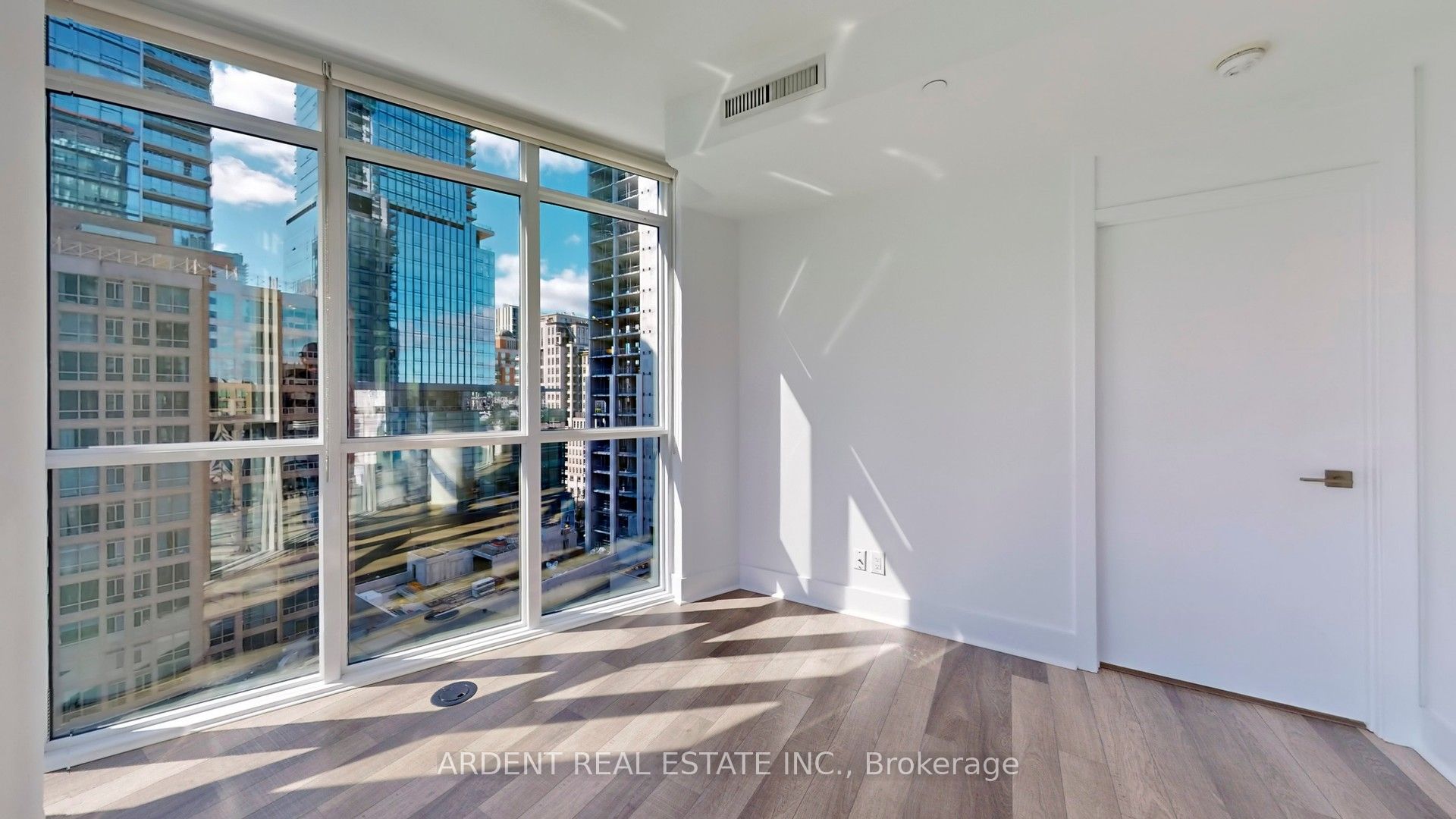 32 Davenport Road, #1107