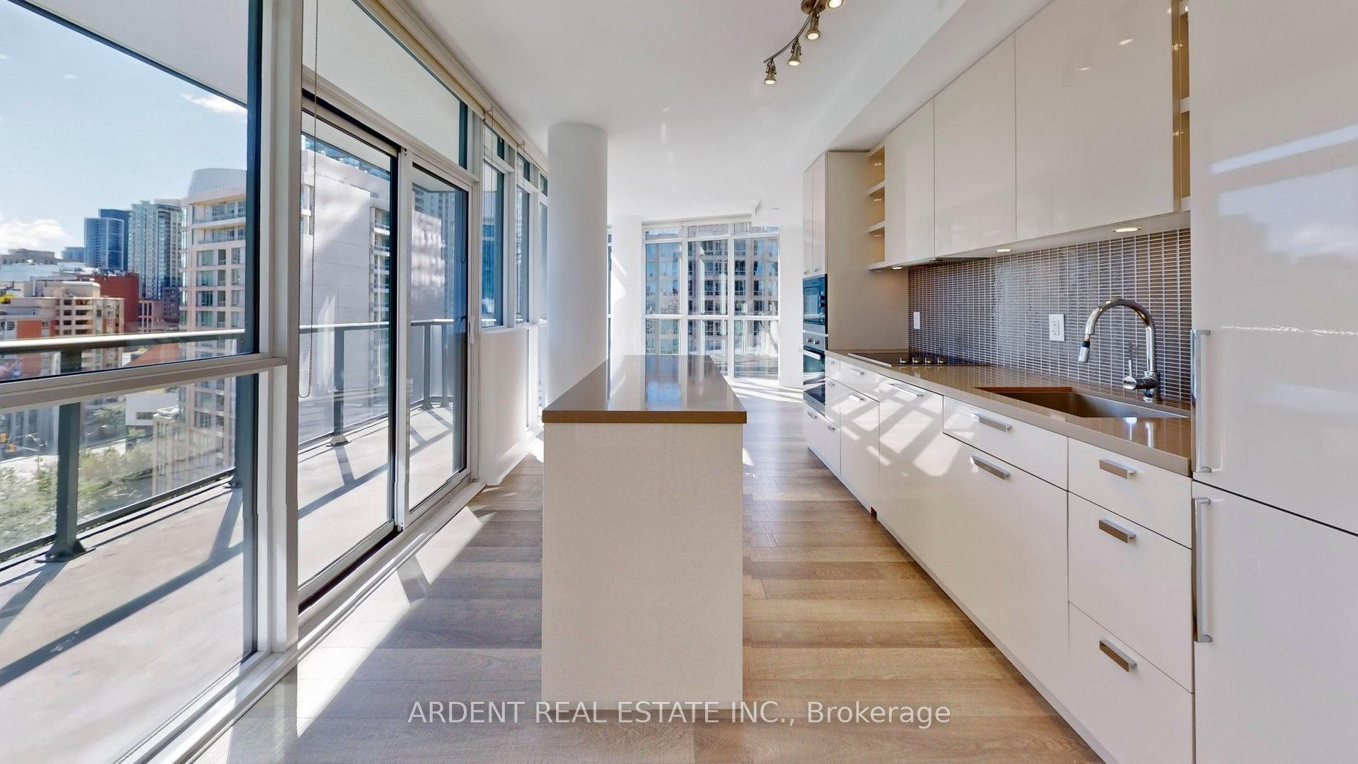 32 Davenport Road, #1107