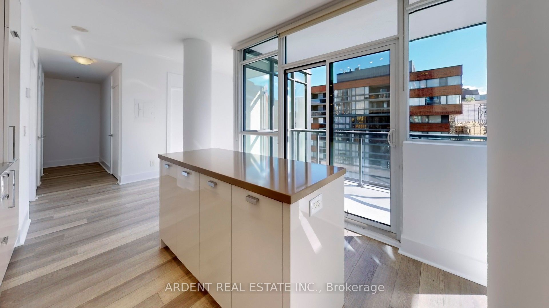 32 Davenport Road, #1107
