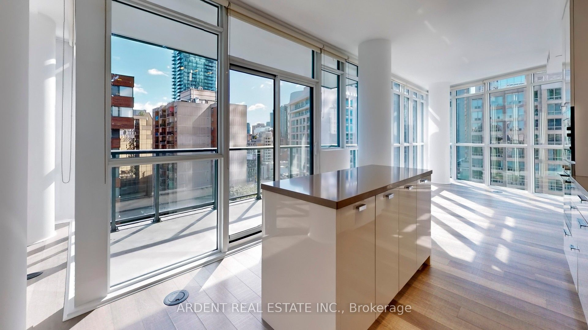 32 Davenport Road, #1107