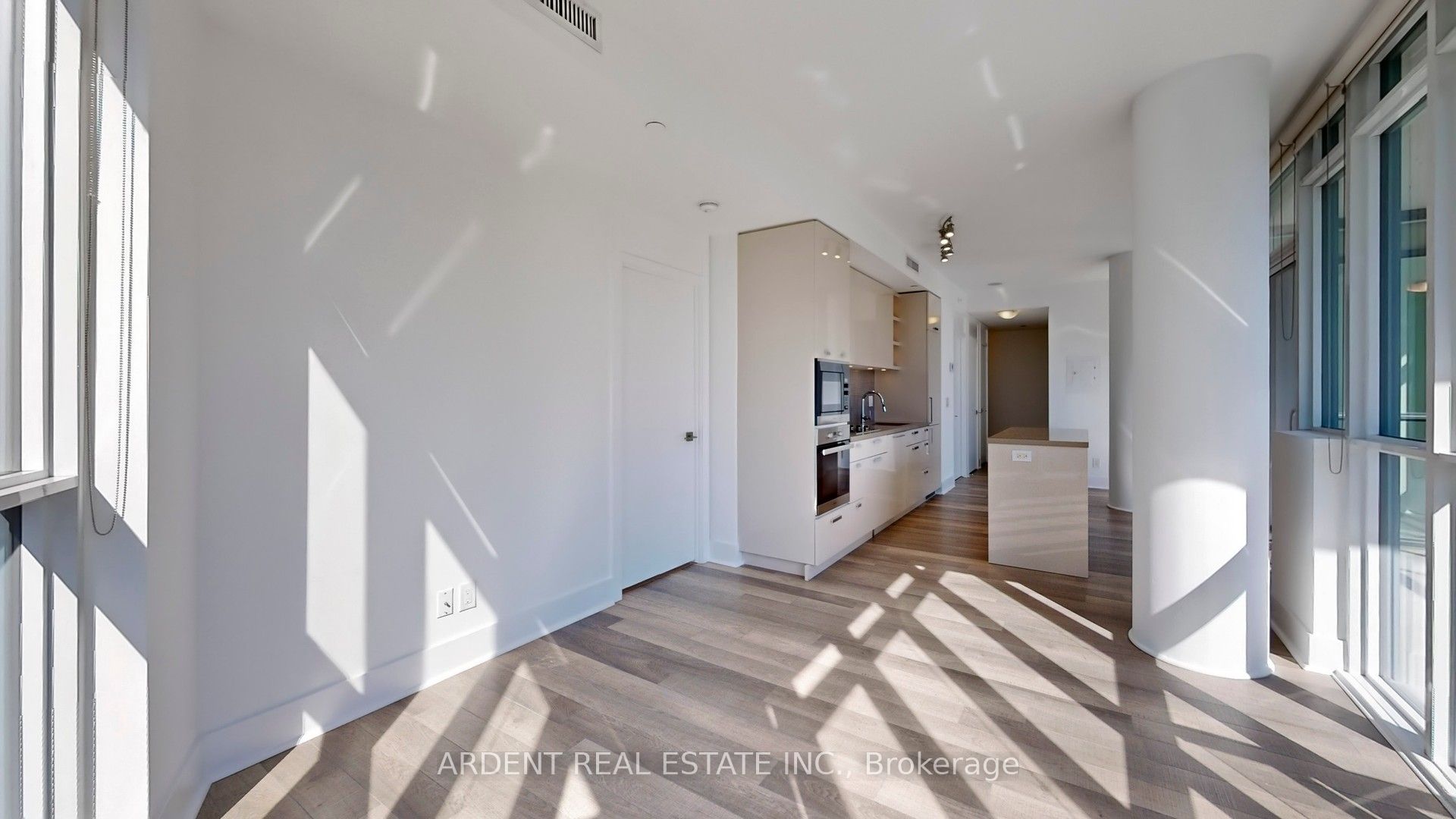 32 Davenport Road, #1107