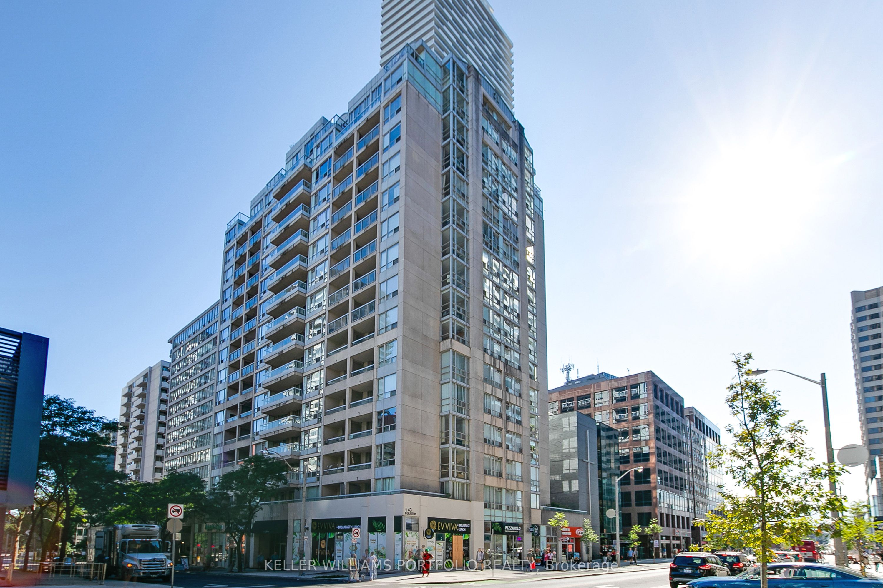 43 Eglinton Avenue E, #1009