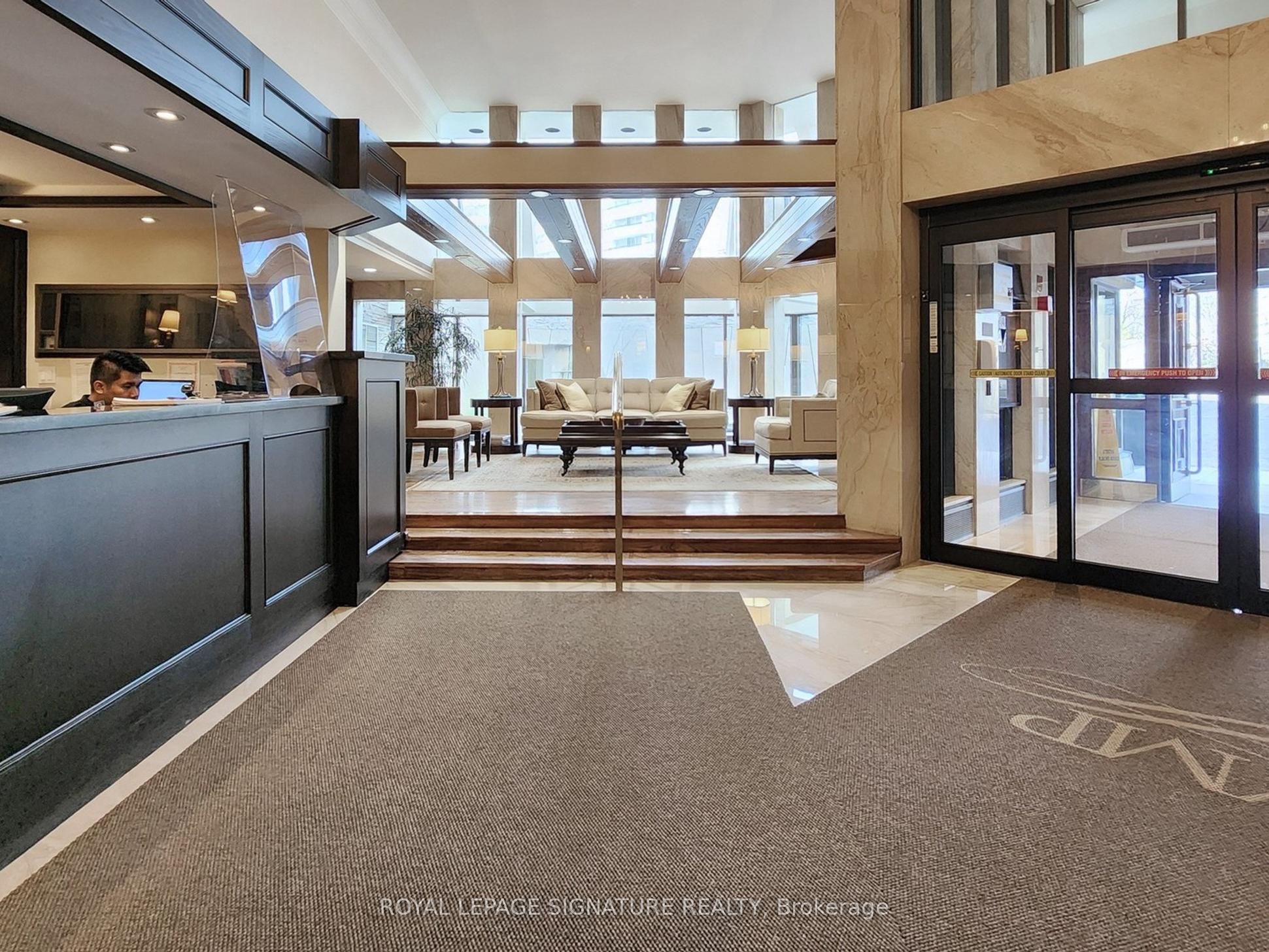 3900 Yonge Street, #704