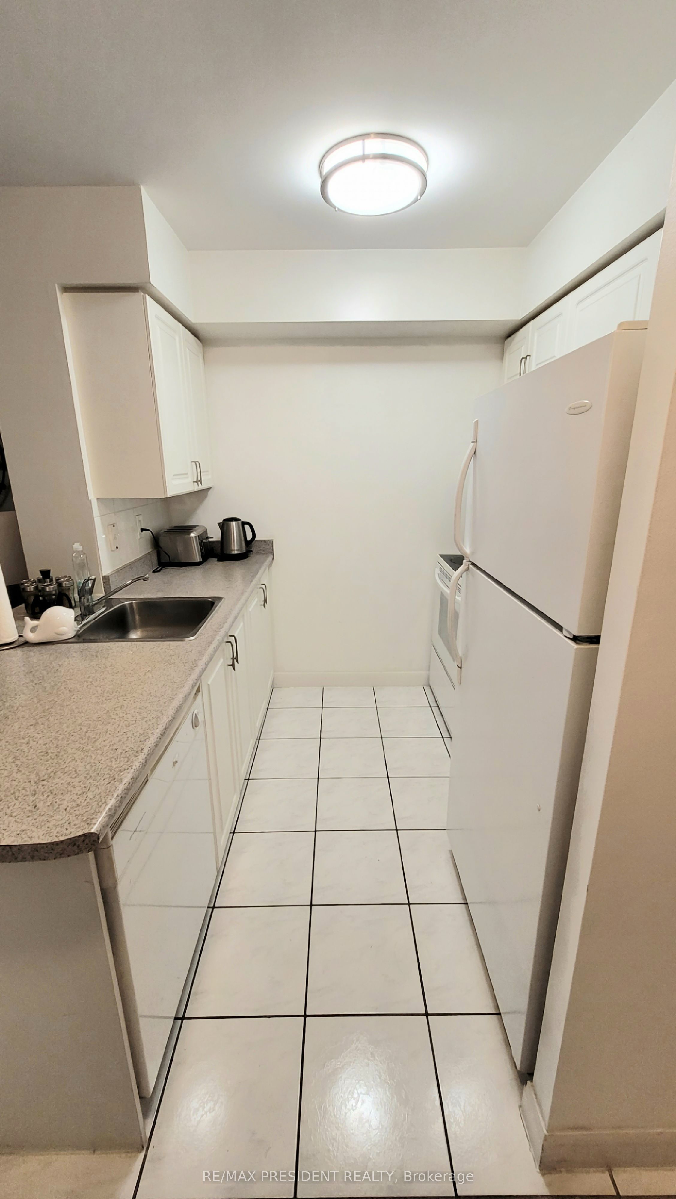 4978 Yonge Street, #1911