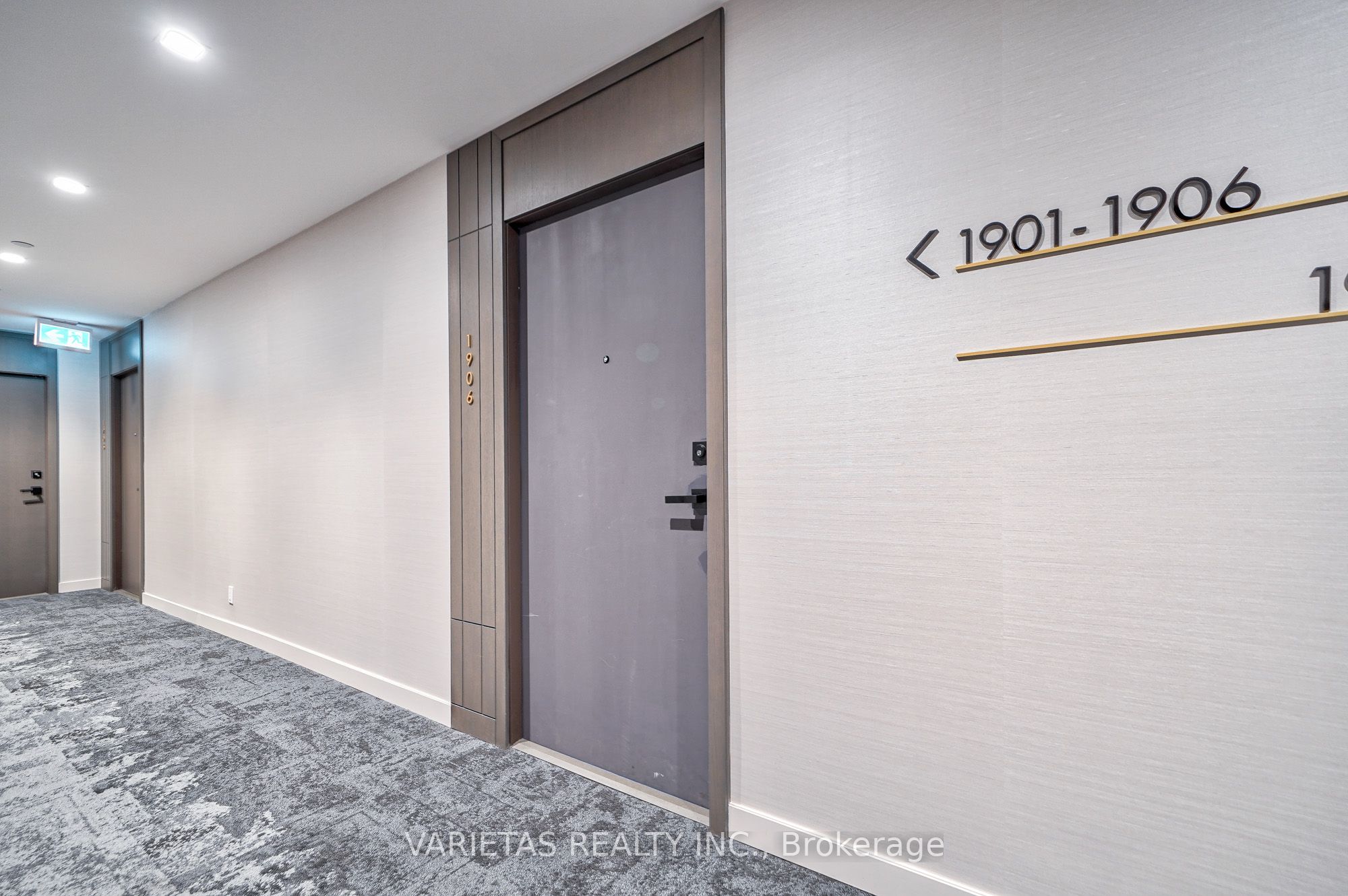 15 Holmes Avenue #1906