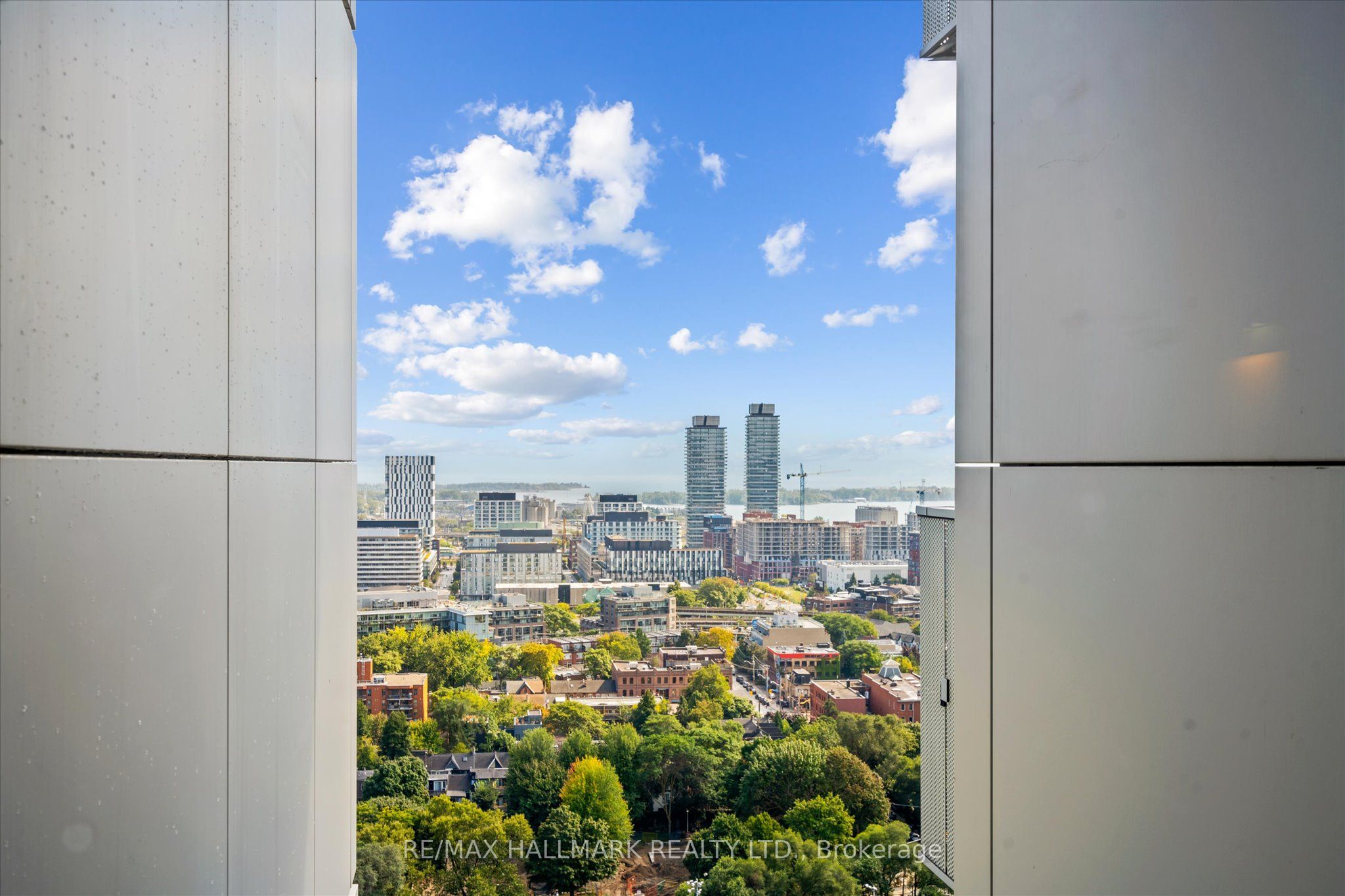 20 Tubman Avenue #2307