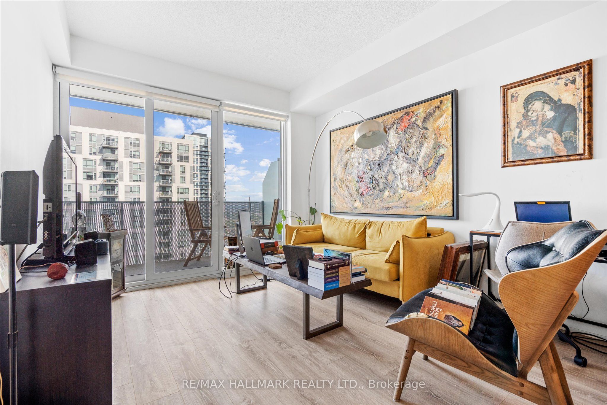 20 Tubman Avenue #2307