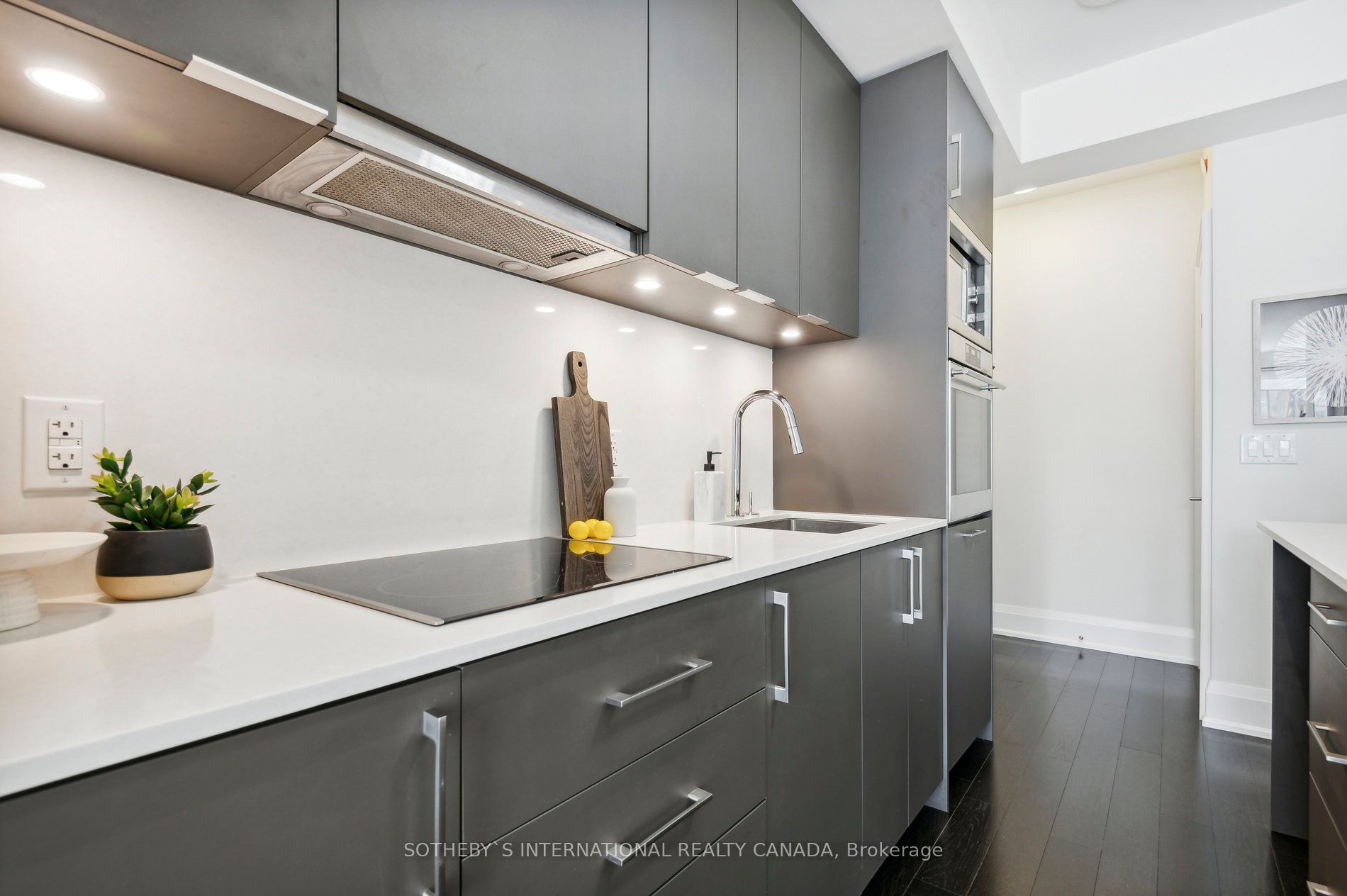 88 Cumberland Street #1201