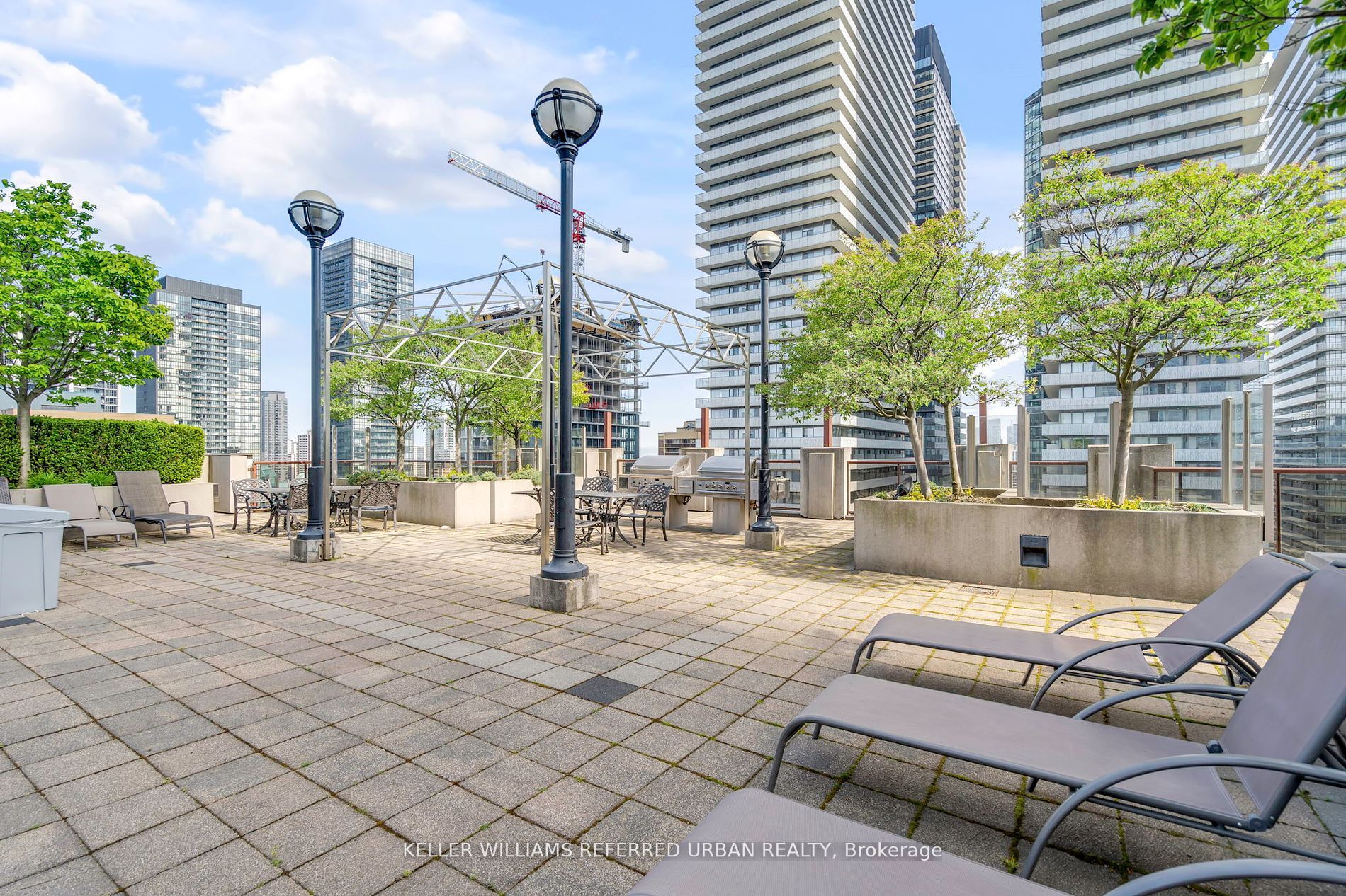 85 Bloor Street E, #1014