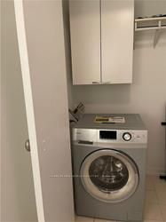111 Elizabeth Street, #752