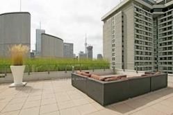 111 Elizabeth Street, #752