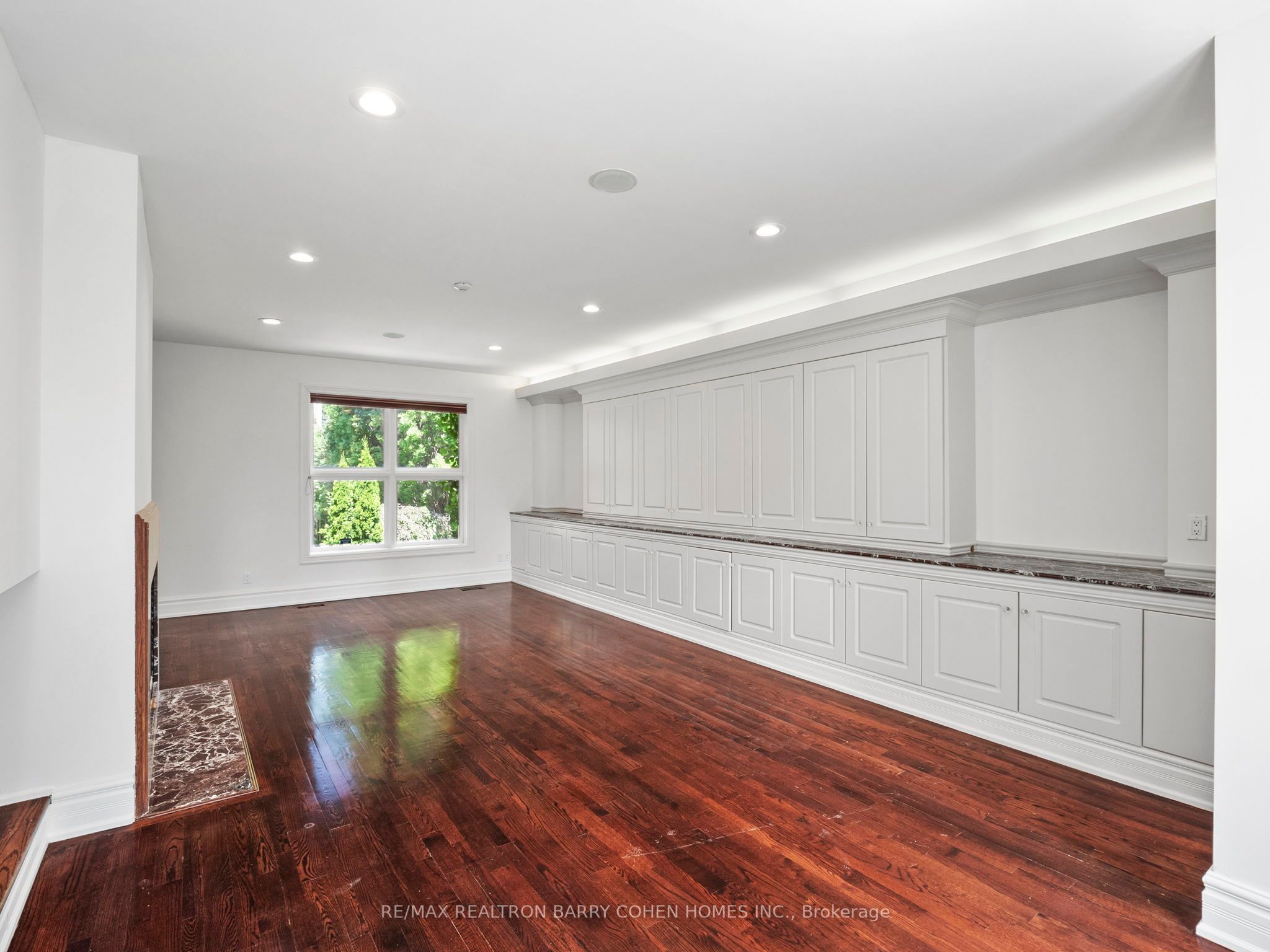 40 Old Colony Road