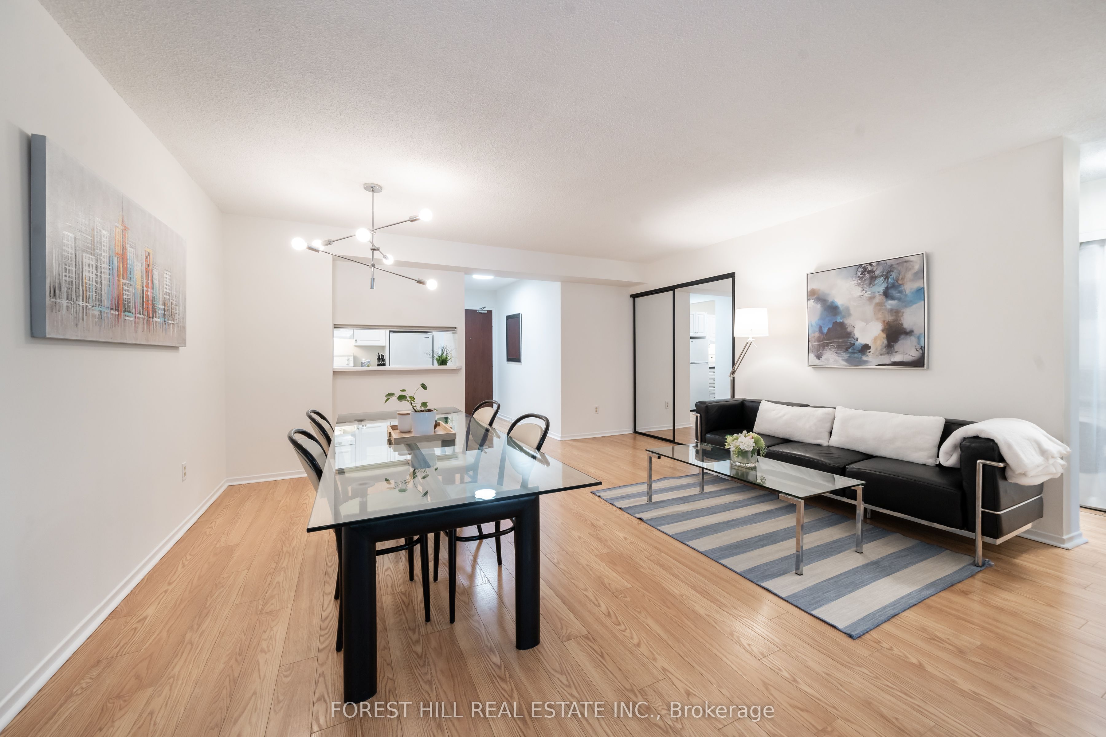 1055 Bay Street, #201