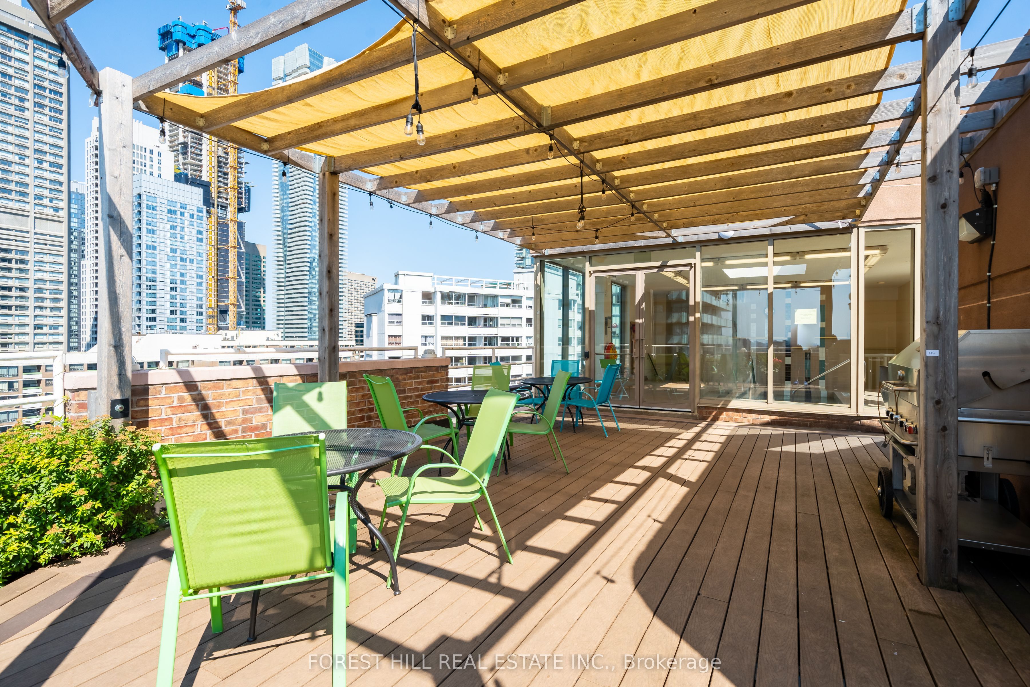 1055 Bay Street, #201