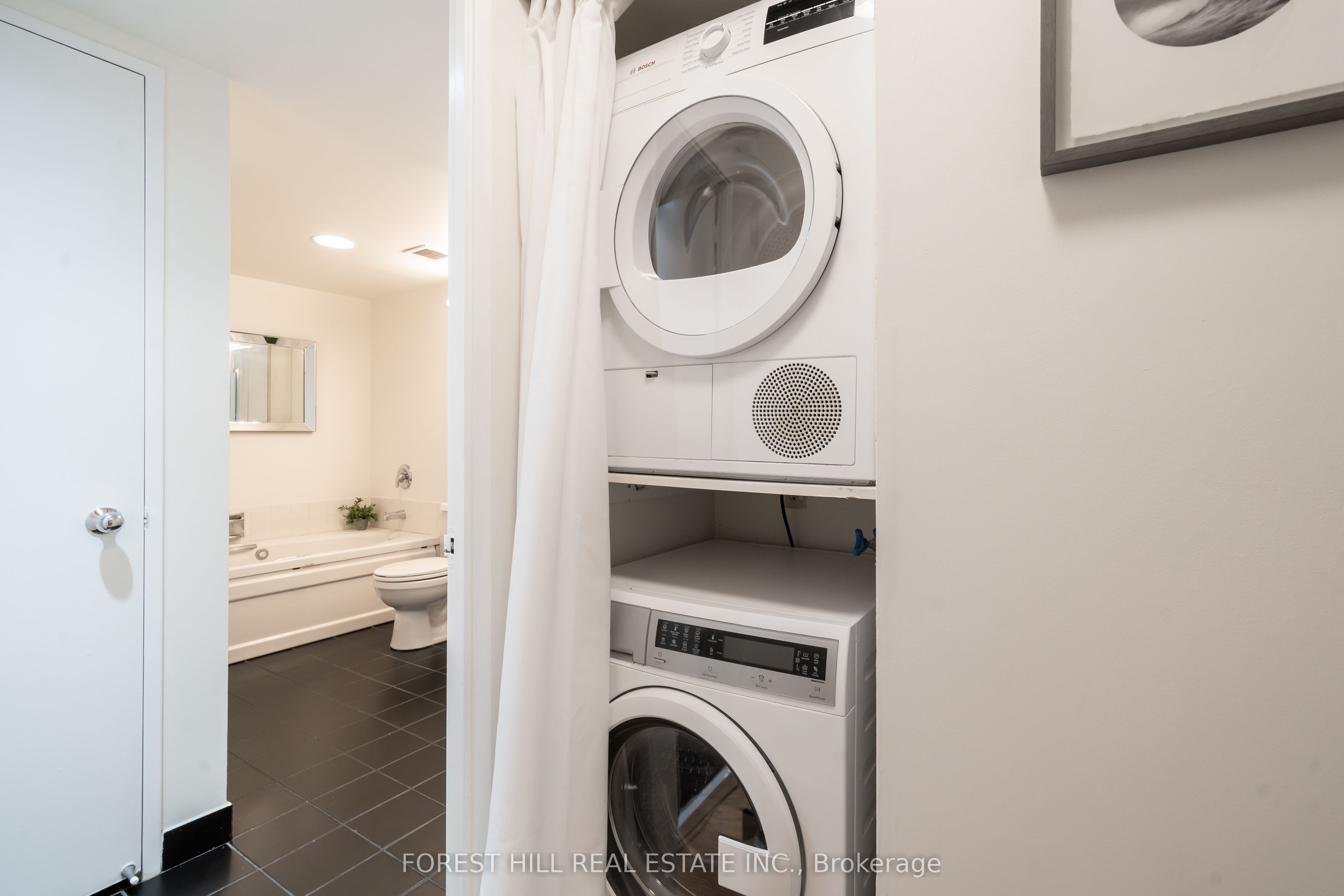 1055 Bay Street, #201