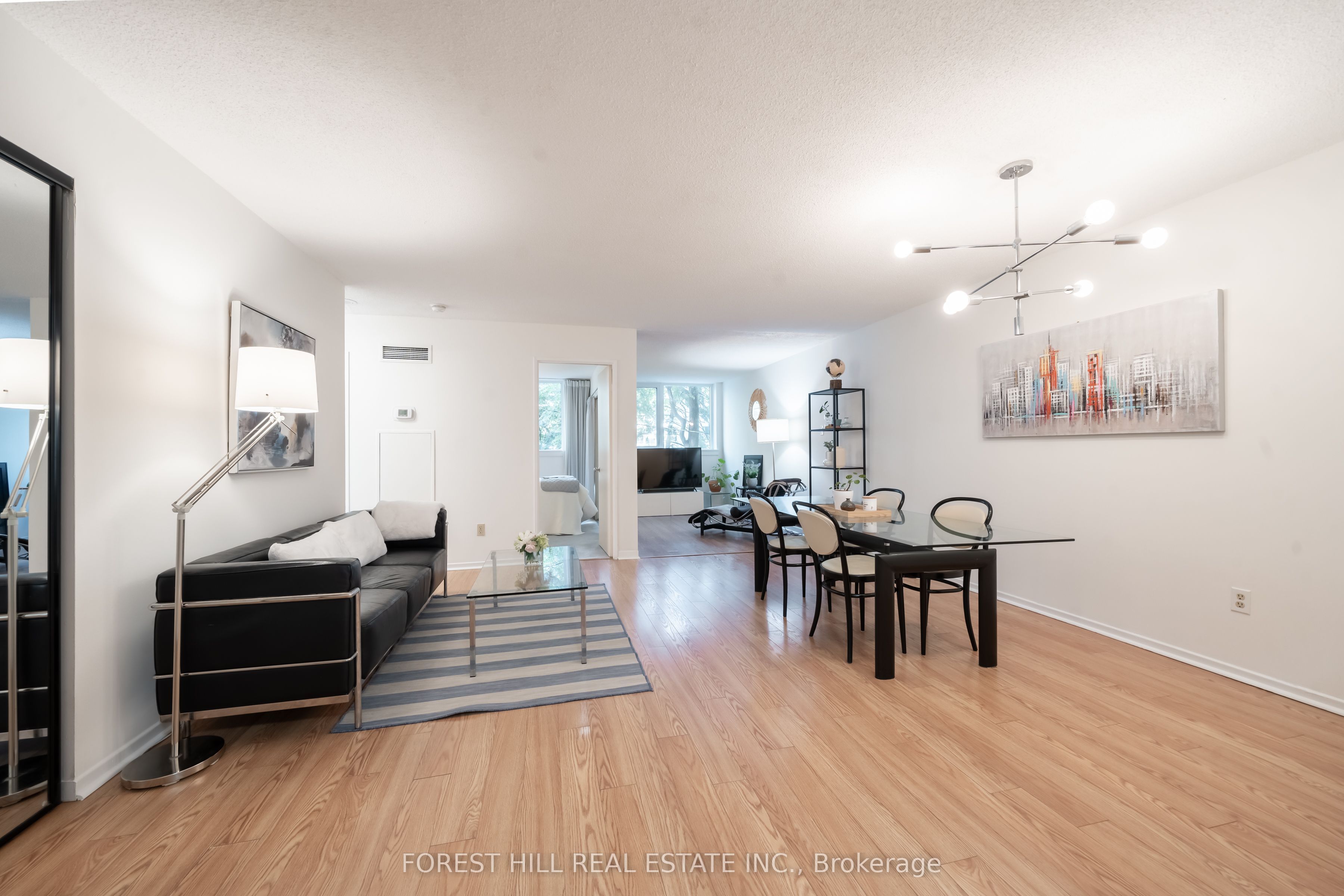 1055 Bay Street, #201