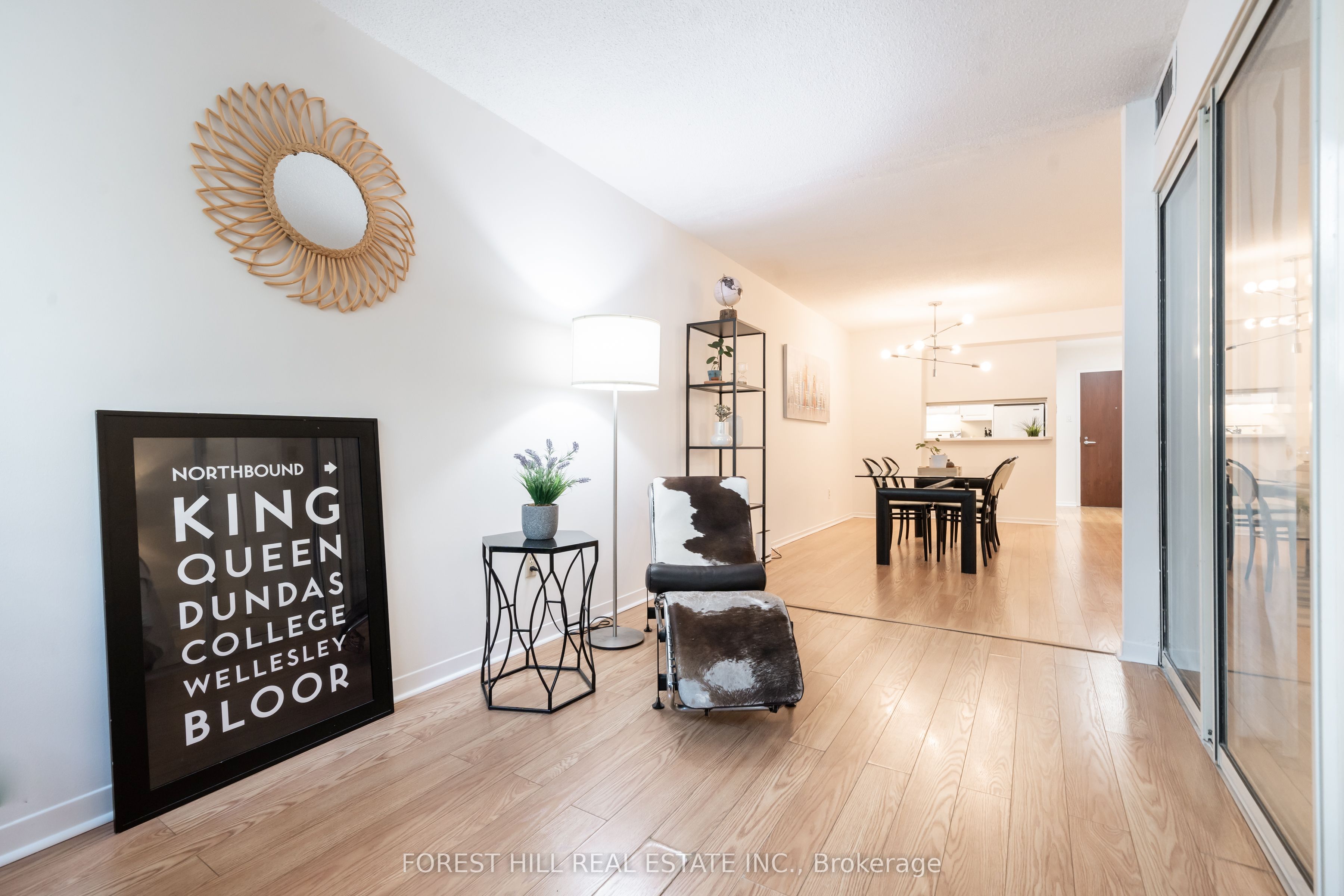 1055 Bay Street, #201