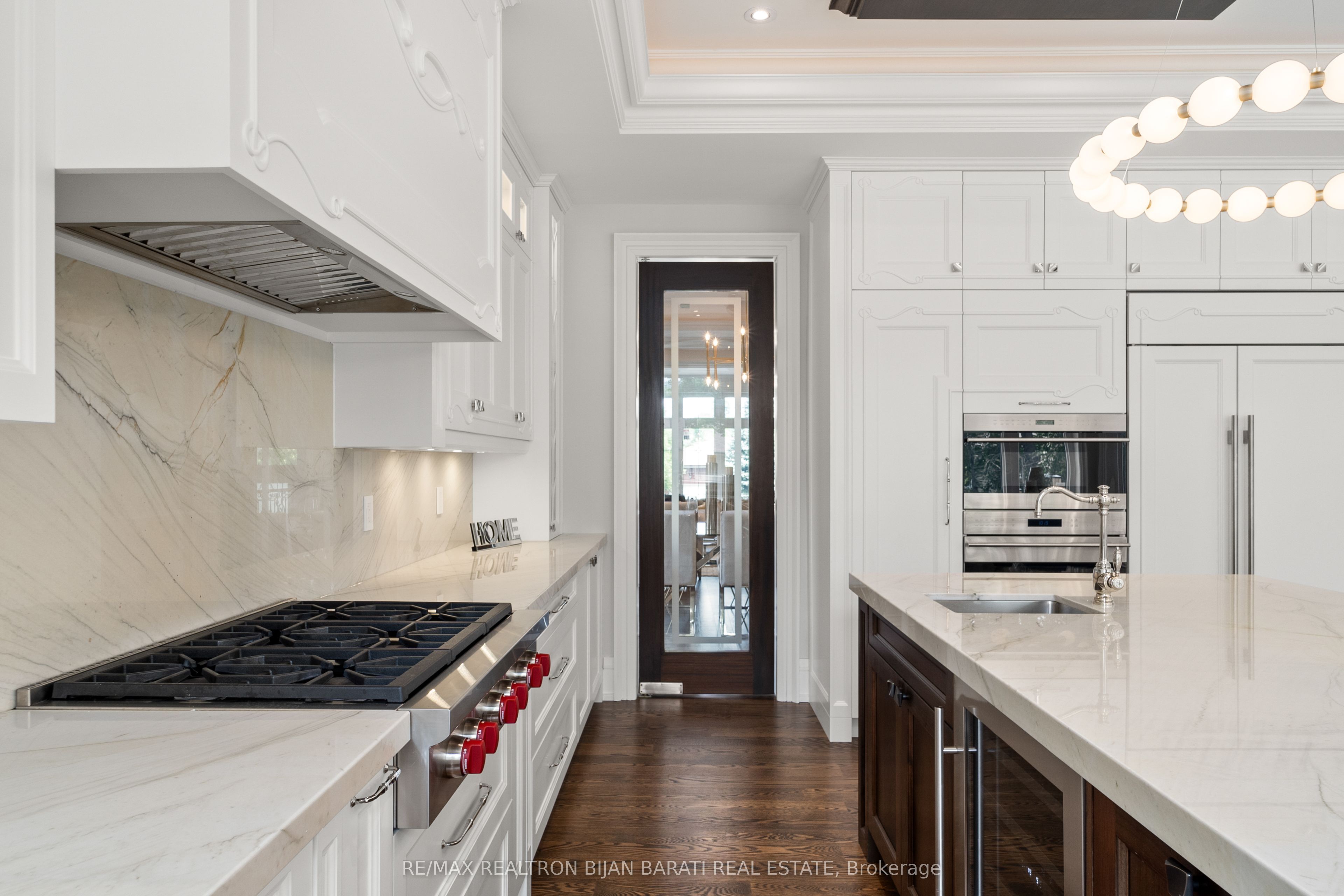 6 Harnish Crescent