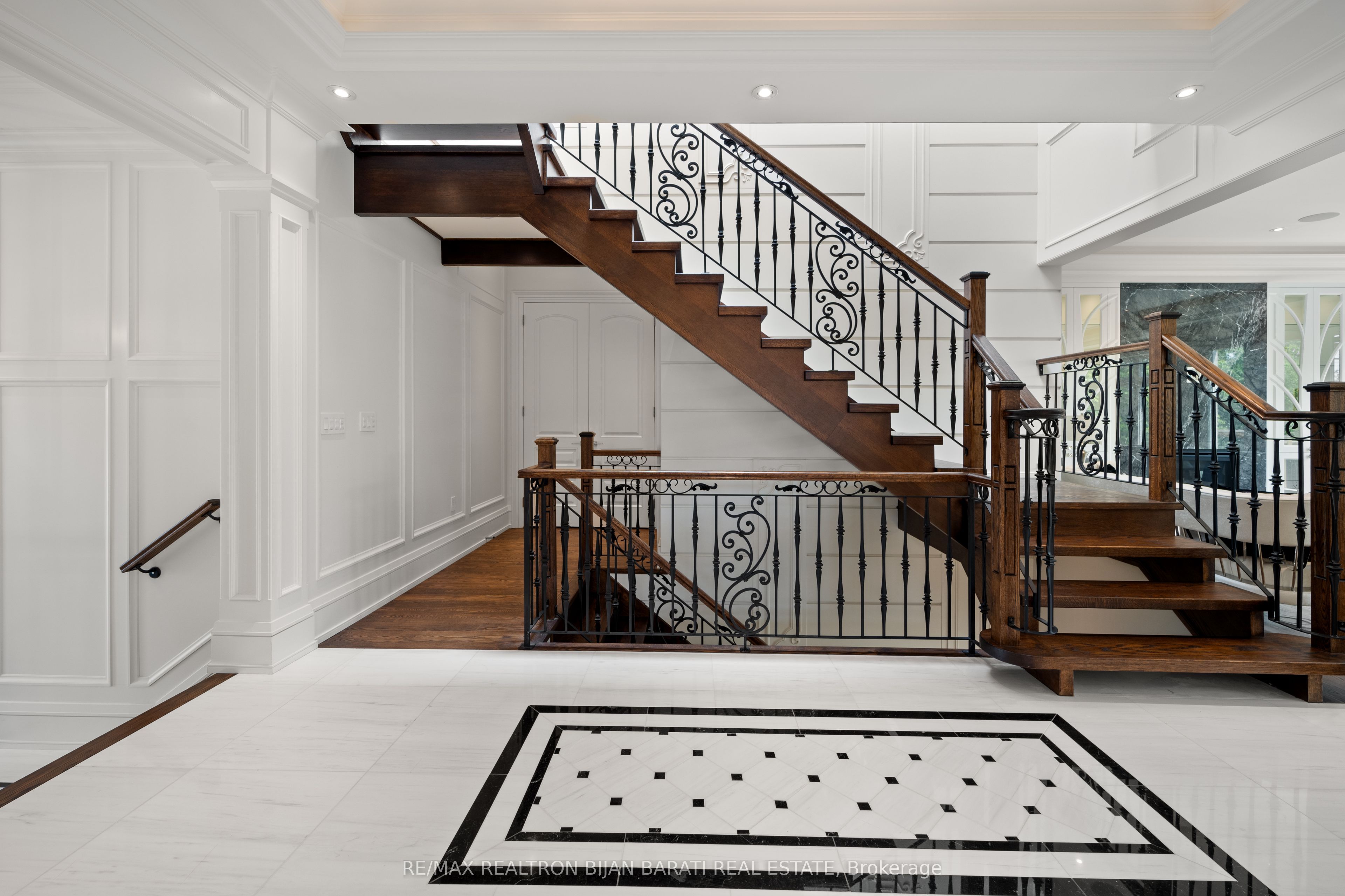 6 Harnish Crescent