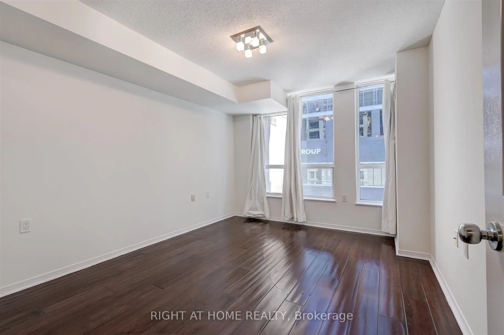 388 Bloor Street E #507