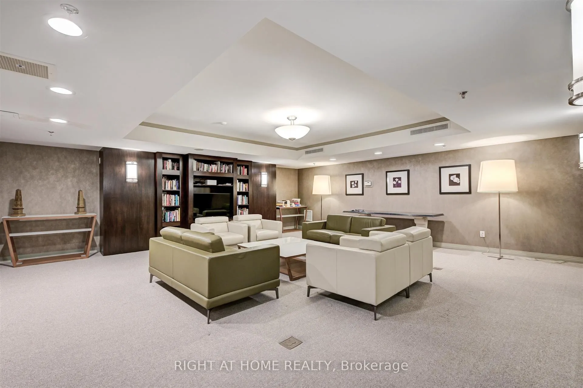388 Bloor Street E #507