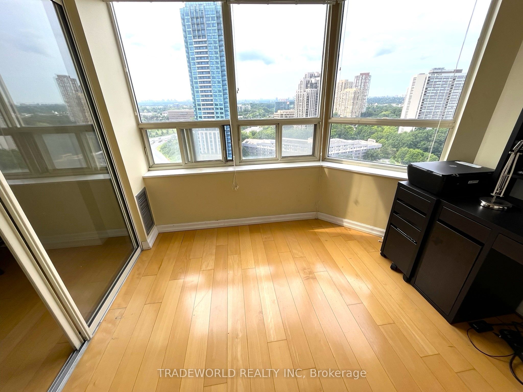 215 Wynford Drive #2307