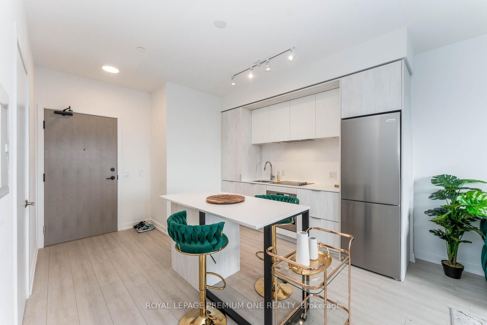 130 River Street #1411