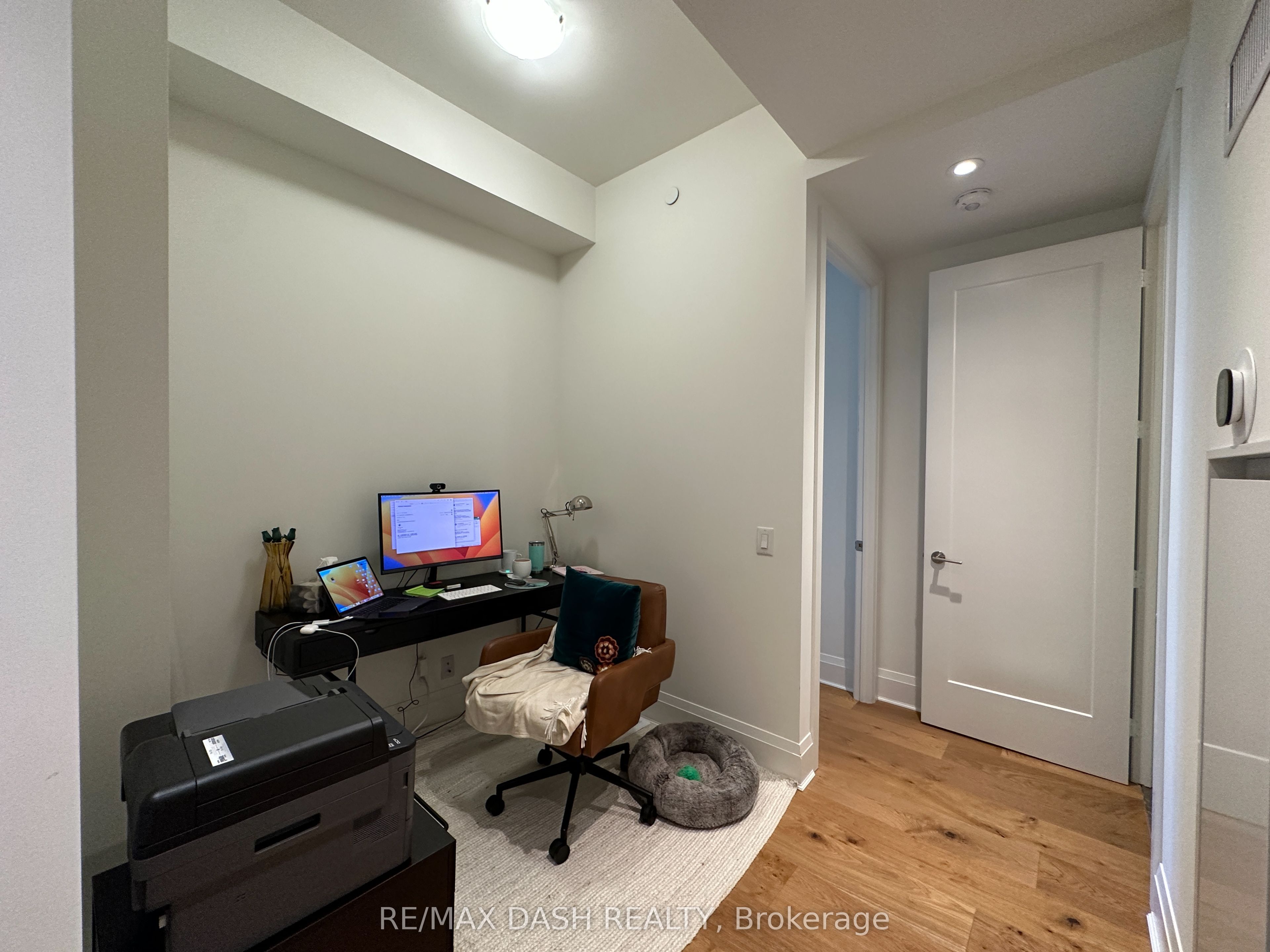 151 Avenue Road, #1002