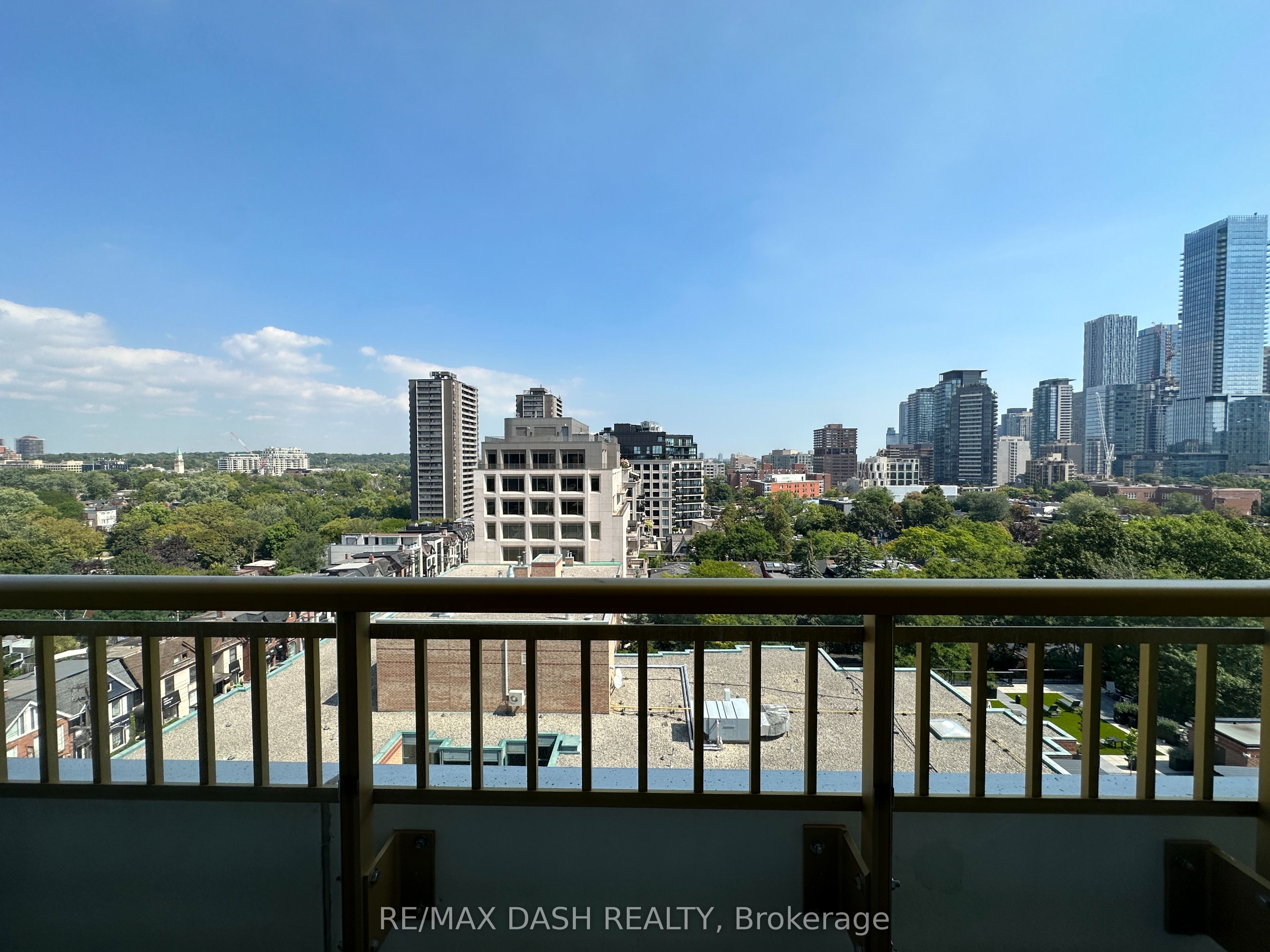 151 Avenue Road, #1002