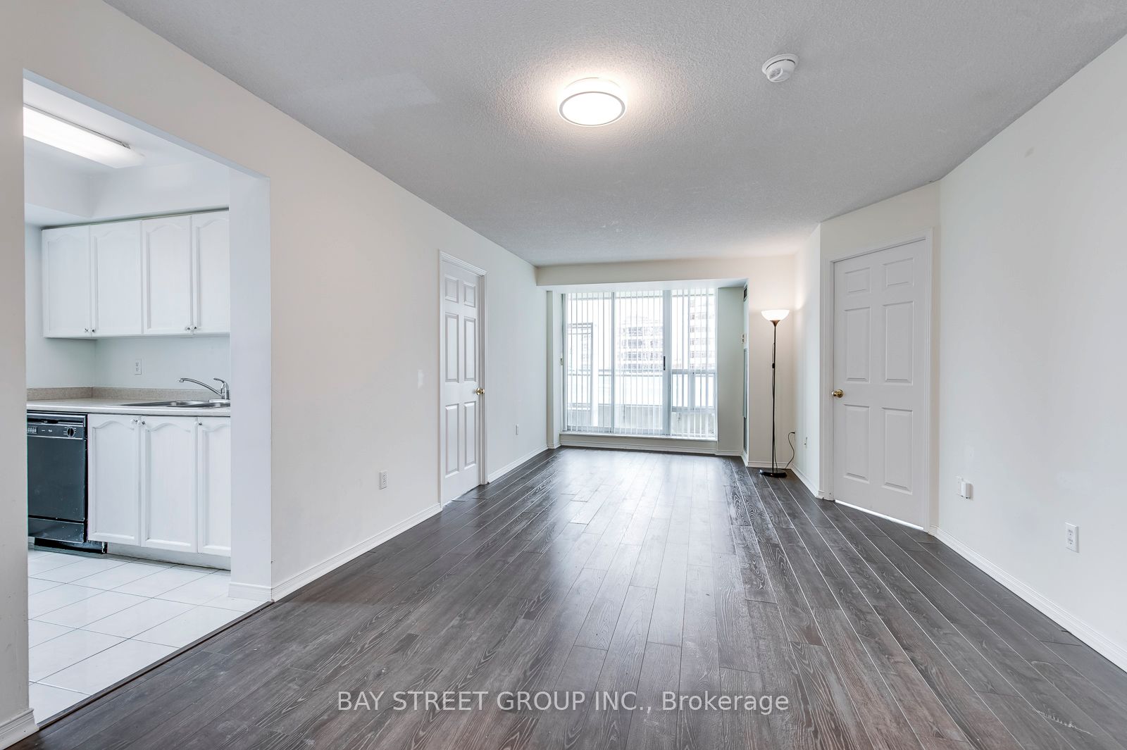 1 Pemberton Avenue, #1008