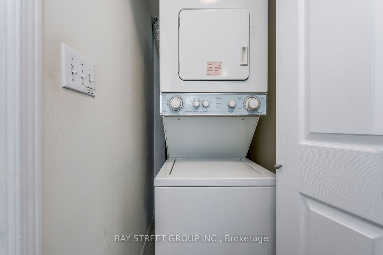 1 Pemberton Avenue, #1008