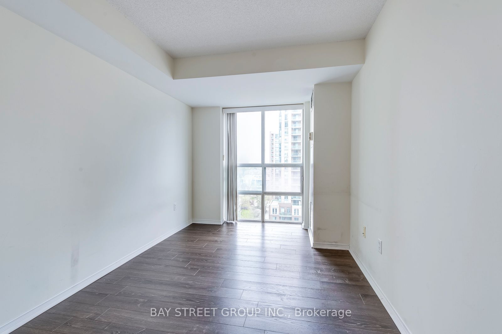 1 Pemberton Avenue, #1008