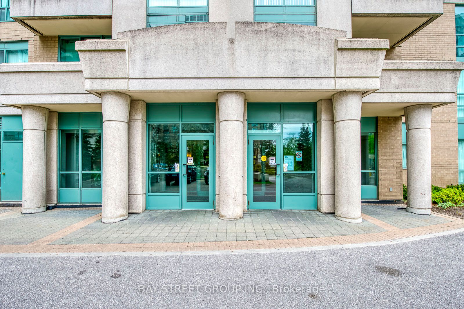 1 Pemberton Avenue, #1008
