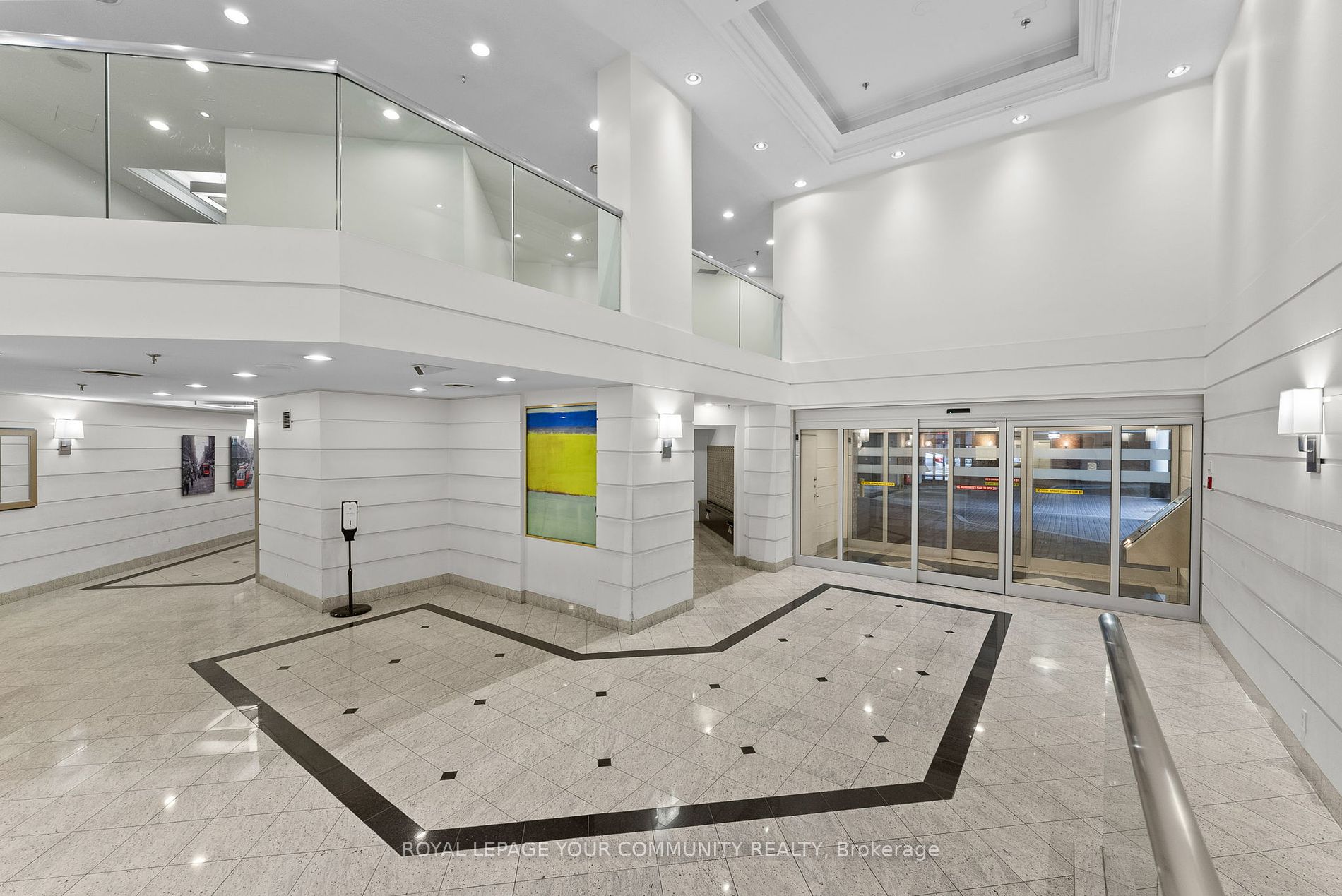 711 Bay Street, #1221