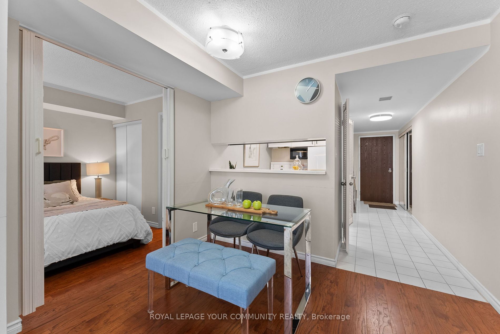 711 Bay Street, #1221