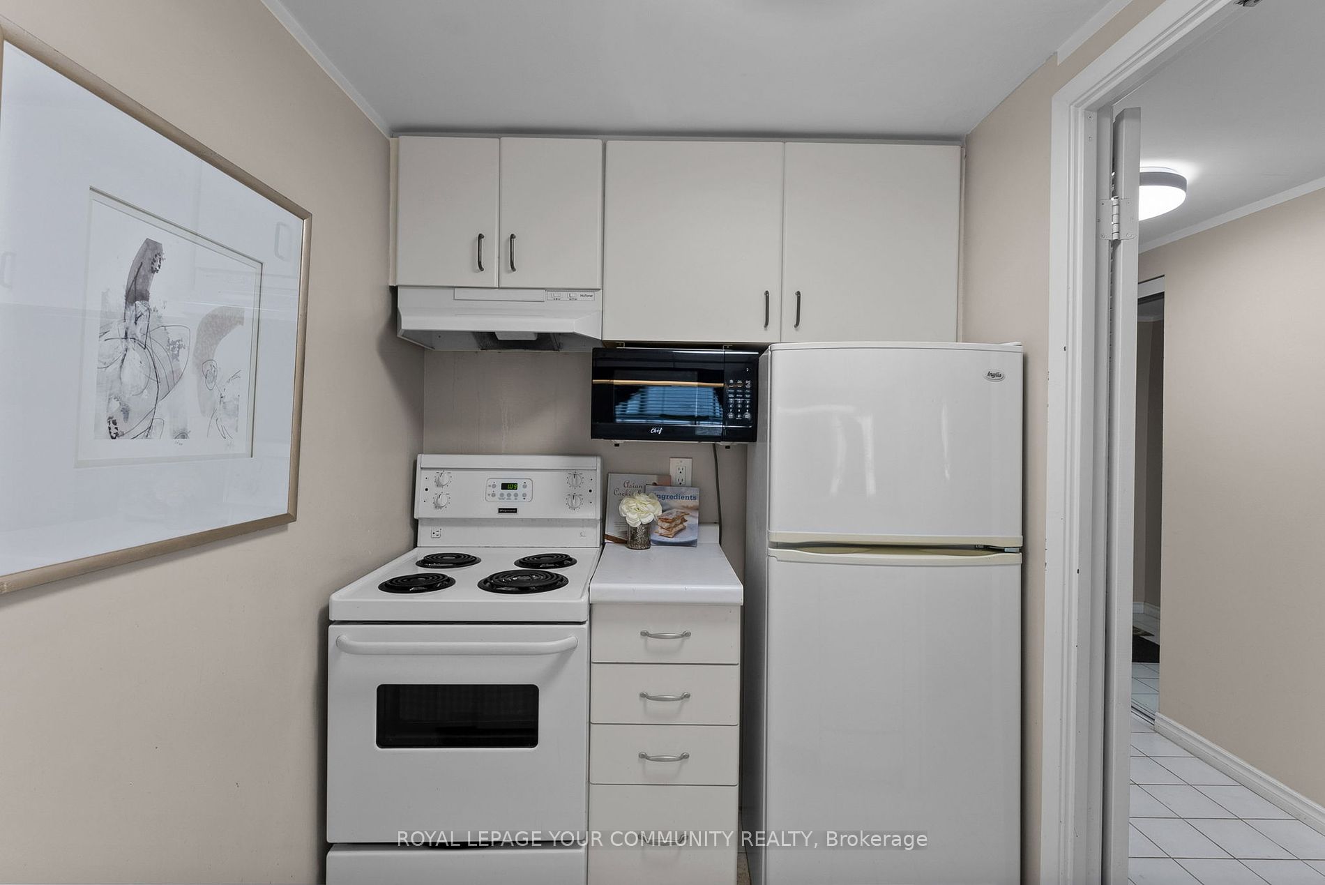 711 Bay Street, #1221