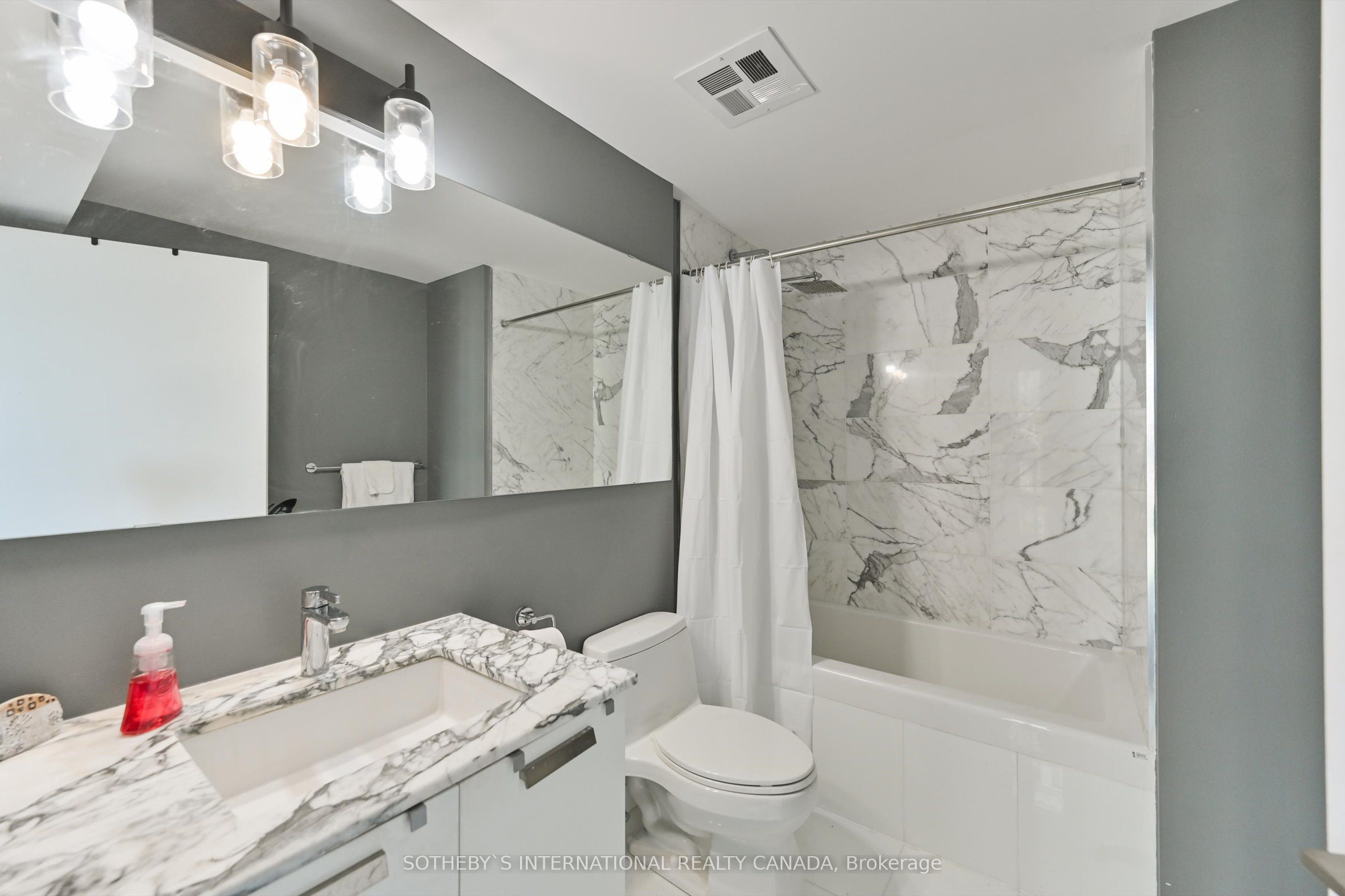 1815 Yonge Street #507