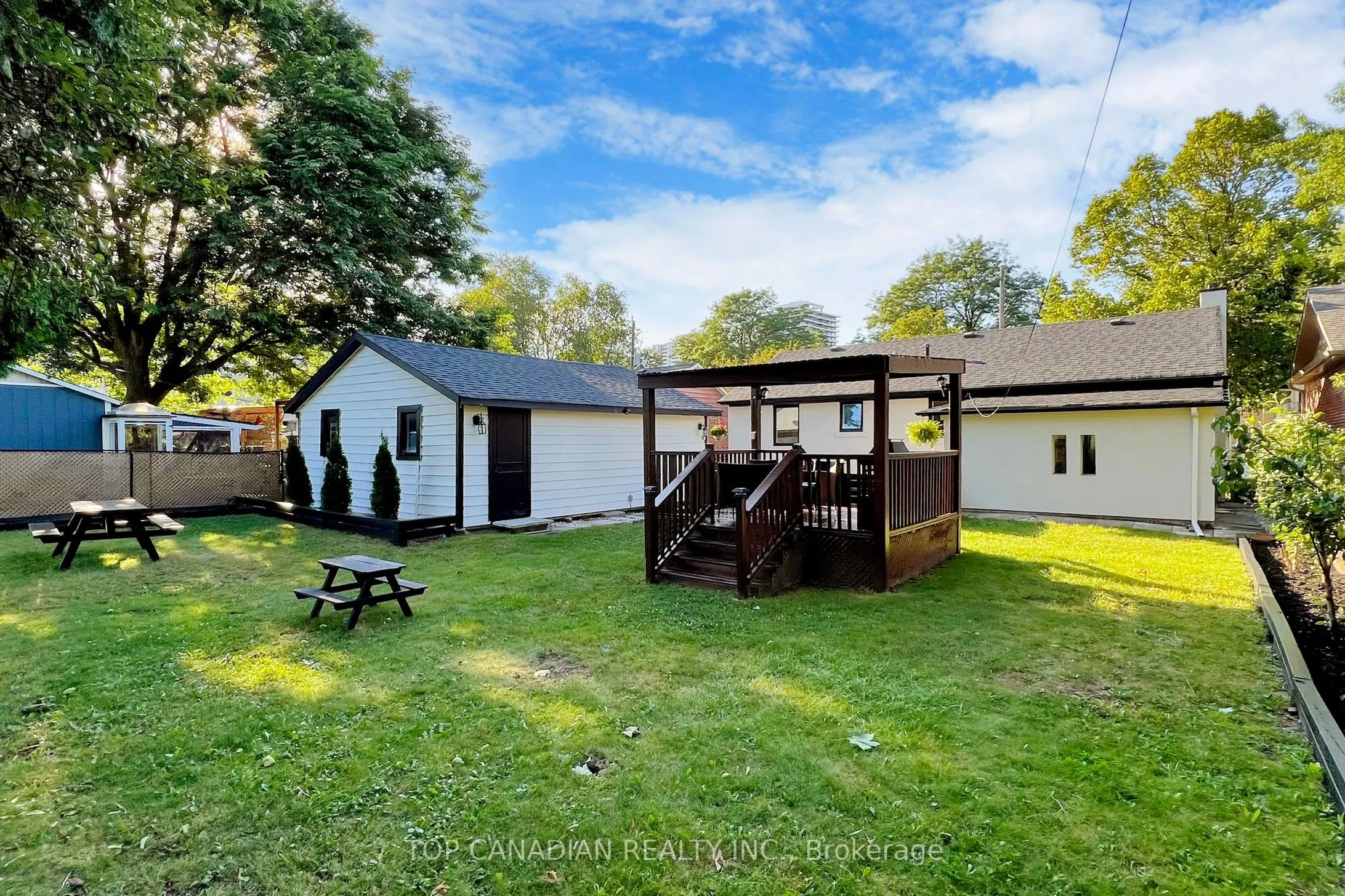11 Kenton Drive