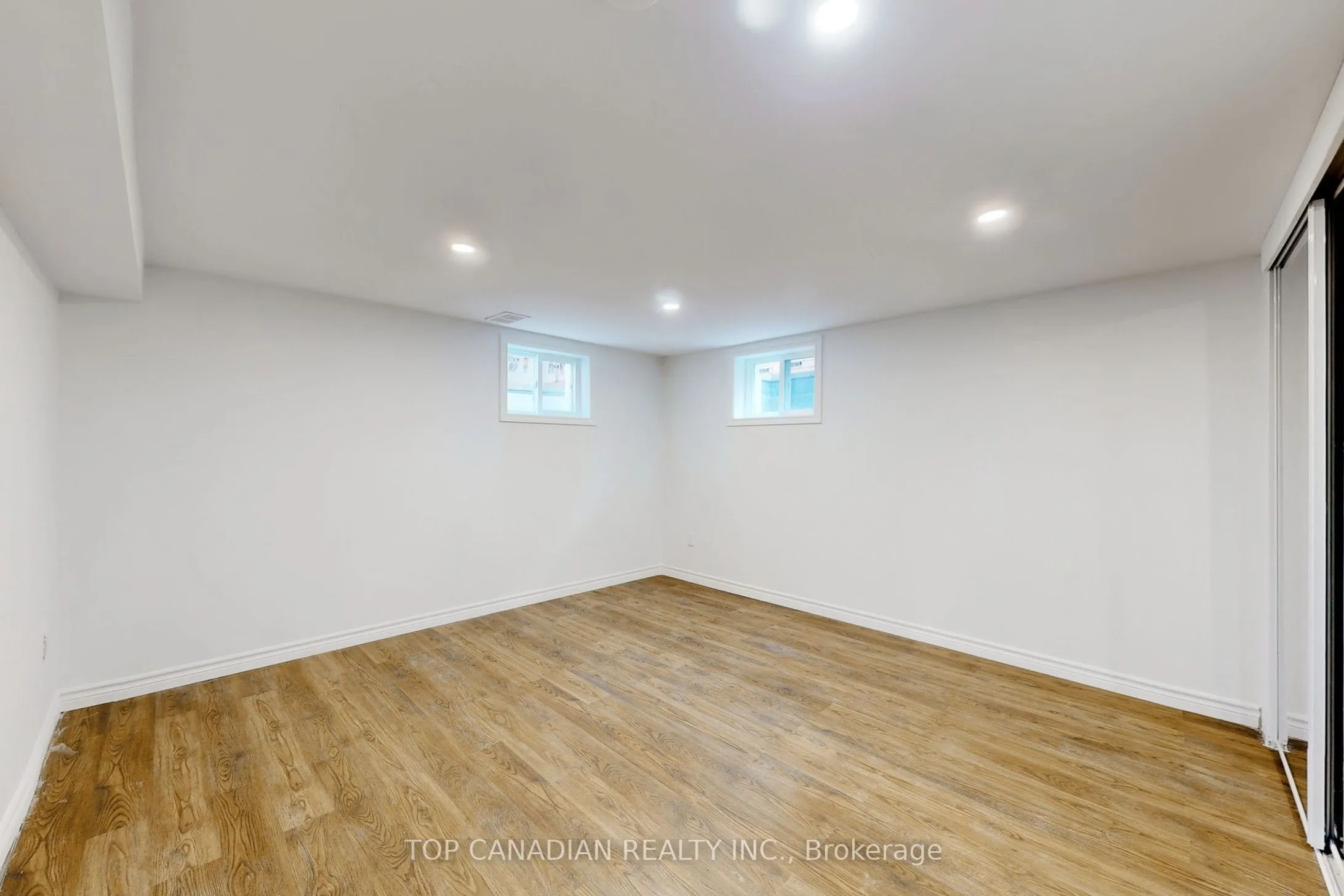 11 Kenton Drive