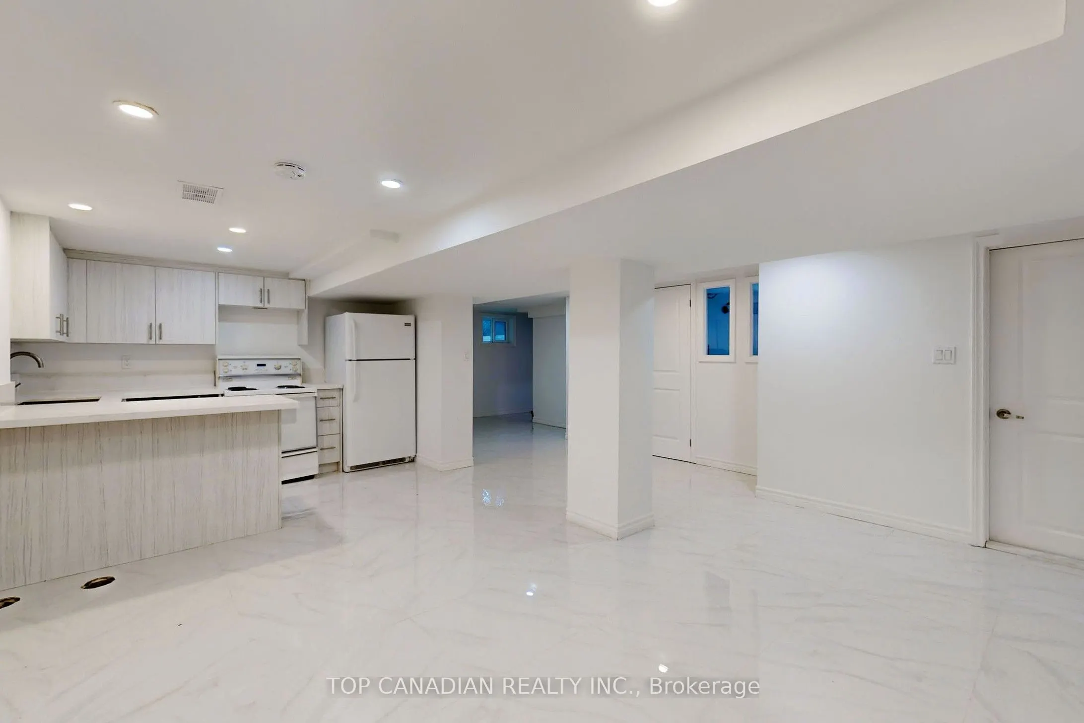 11 Kenton Drive