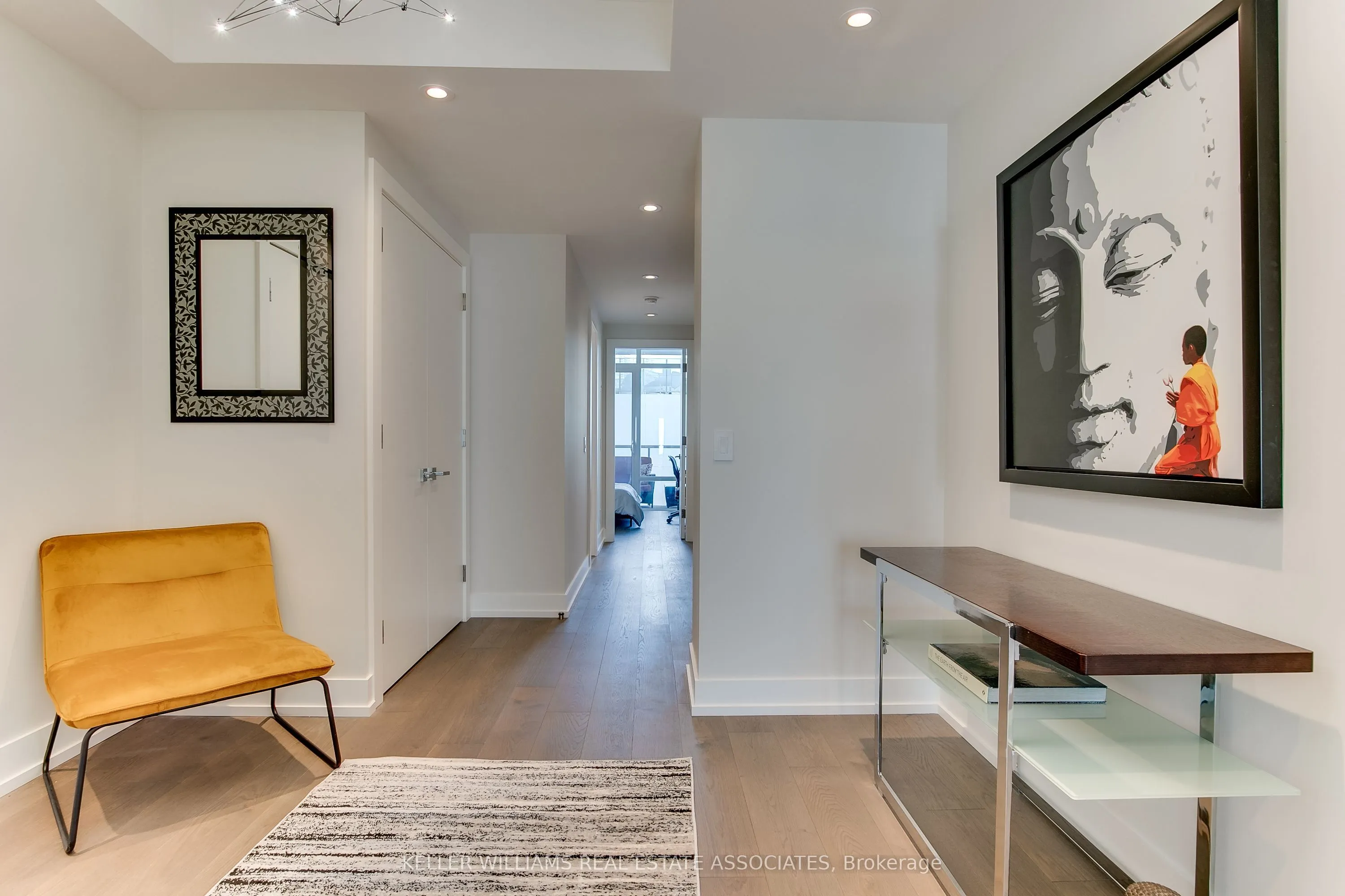 90 Stadium Road, #1002