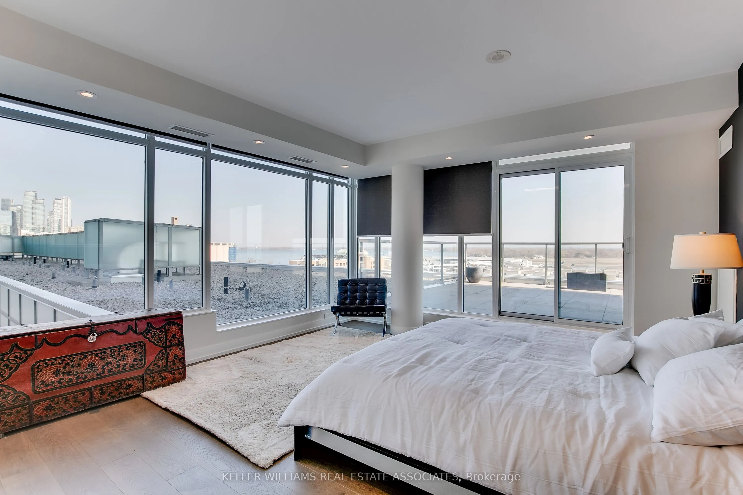 90 Stadium Road, #1002