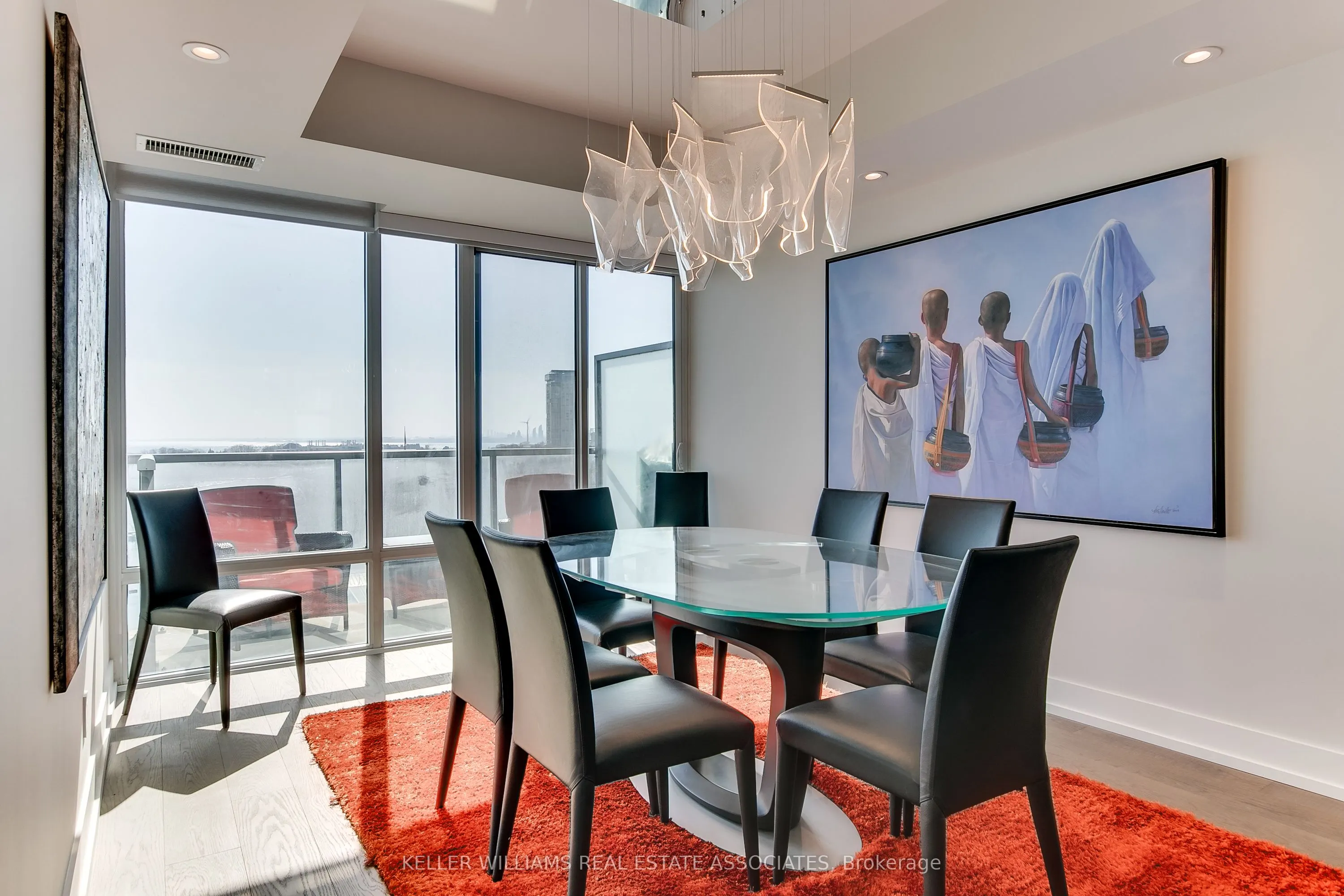 90 Stadium Road, #1002