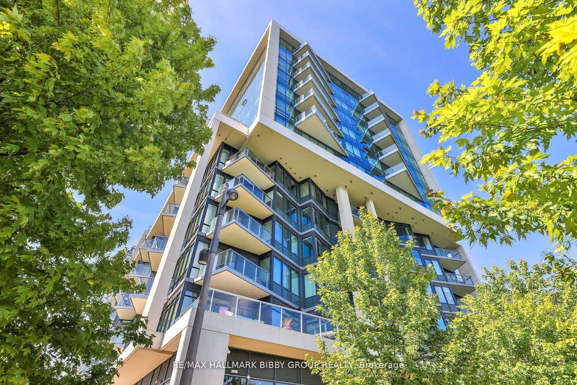 55 Merchants Wharf, #923