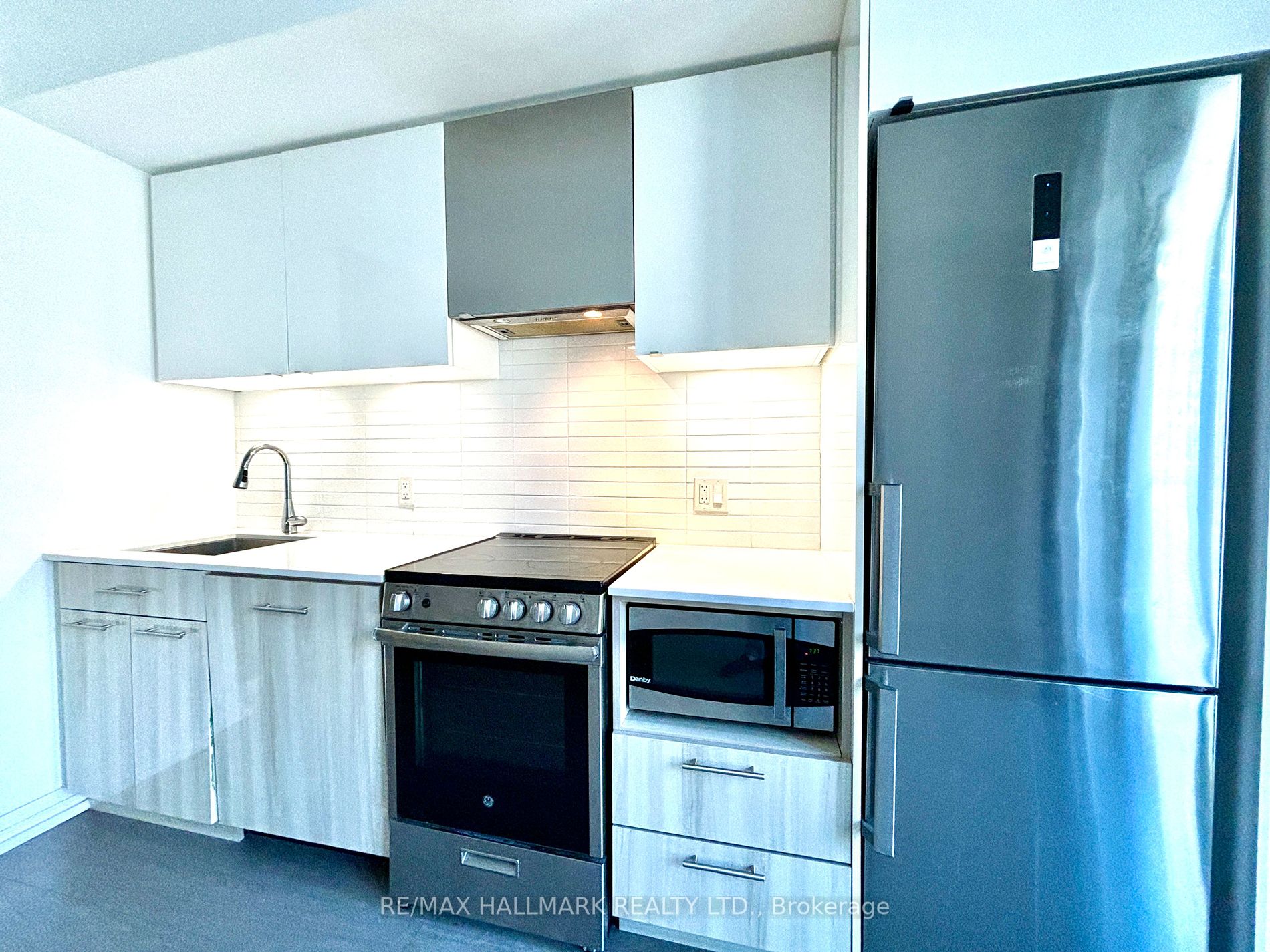 251 Jarvis Street, #420