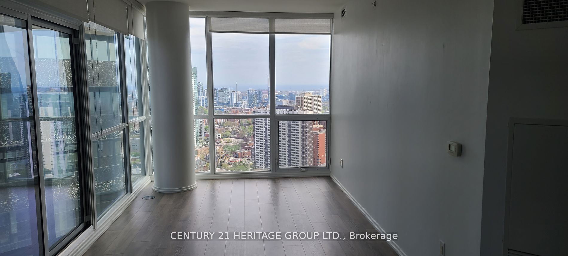 45 Charles Street E, #3212