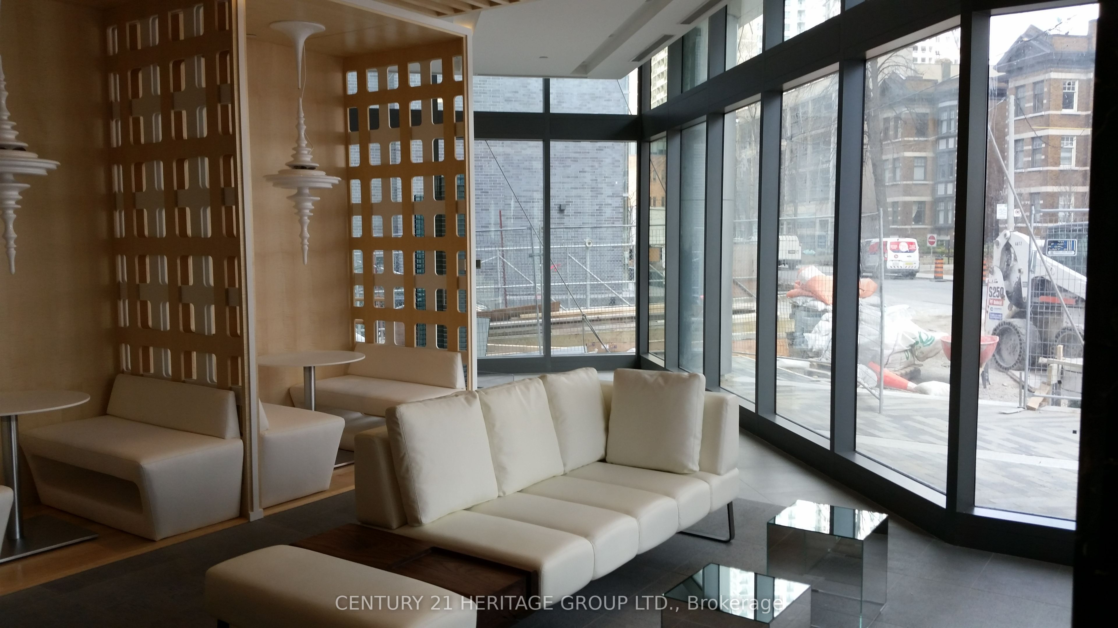 45 Charles Street E, #3212